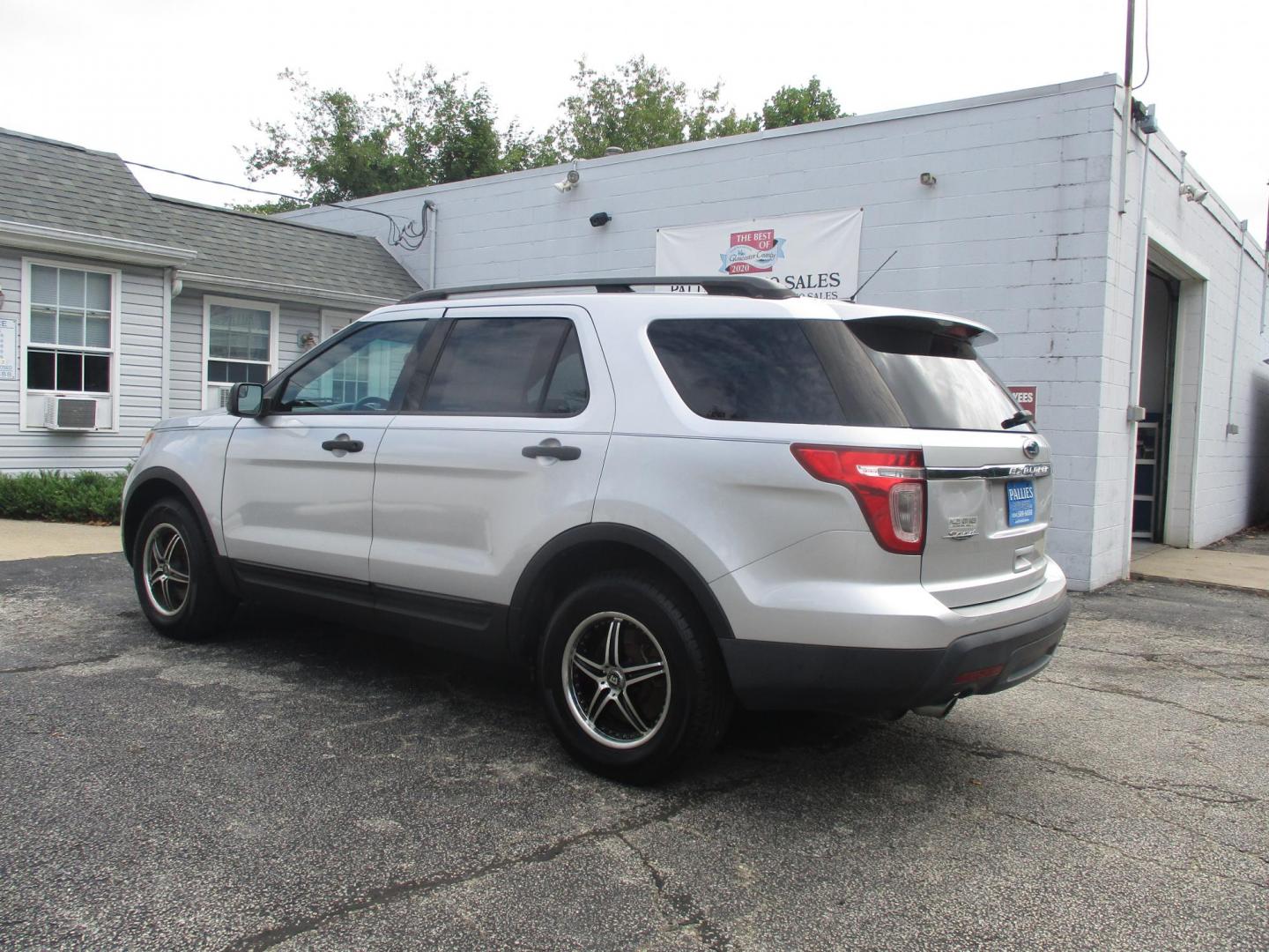 2012 SILVER Ford Explorer Base FWD (1FMHK7B97CG) with an 2.0L L4 DOHC 16V TURBO engine, 6-Speed Automatic transmission, located at 540a Delsea Drive, Sewell, NJ, 08080, (987) 867-5309, 39.752560, -75.111206 - Photo#3