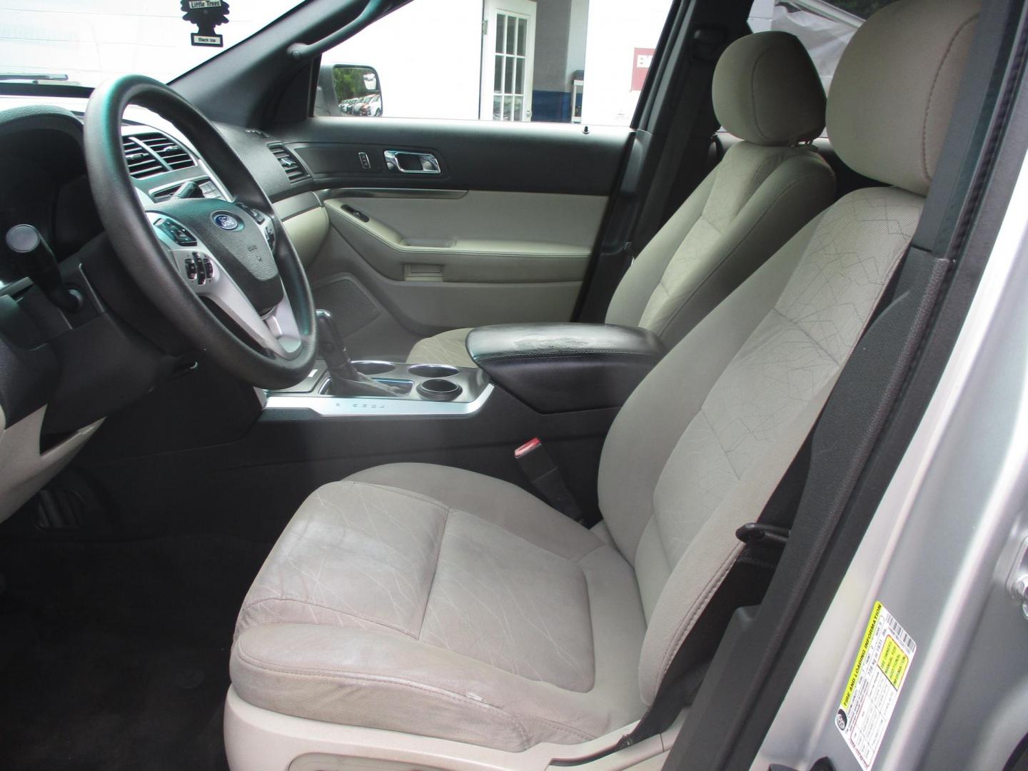 2012 SILVER Ford Explorer Base FWD (1FMHK7B97CG) with an 2.0L L4 DOHC 16V TURBO engine, 6-Speed Automatic transmission, located at 540a Delsea Drive, Sewell, NJ, 08080, (987) 867-5309, 39.752560, -75.111206 - Photo#11