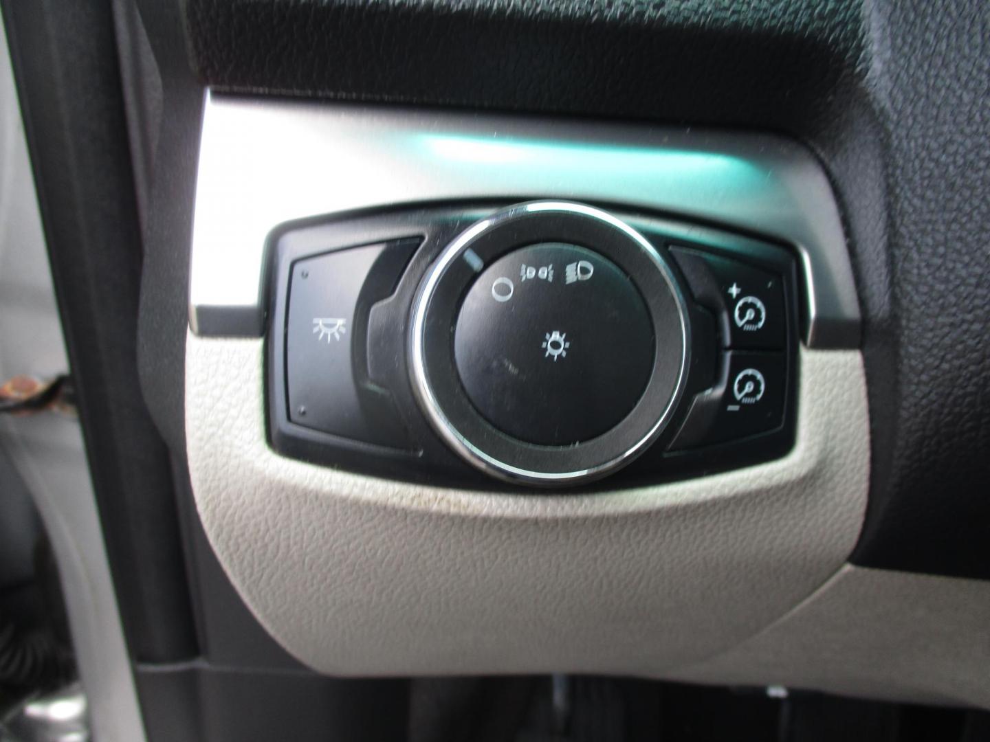 2012 SILVER Ford Explorer Base FWD (1FMHK7B97CG) with an 2.0L L4 DOHC 16V TURBO engine, 6-Speed Automatic transmission, located at 540a Delsea Drive, Sewell, NJ, 08080, (987) 867-5309, 39.752560, -75.111206 - Photo#24