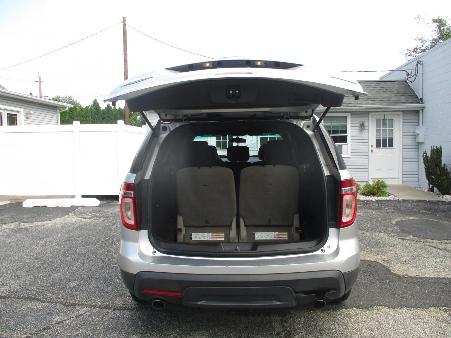 2012 SILVER Ford Explorer Base FWD (1FMHK7B97CG) with an 2.0L L4 DOHC 16V TURBO engine, 6-Speed Automatic transmission, located at 540a Delsea Drive, Sewell, NJ, 08080, (987) 867-5309, 39.752560, -75.111206 - Photo#25