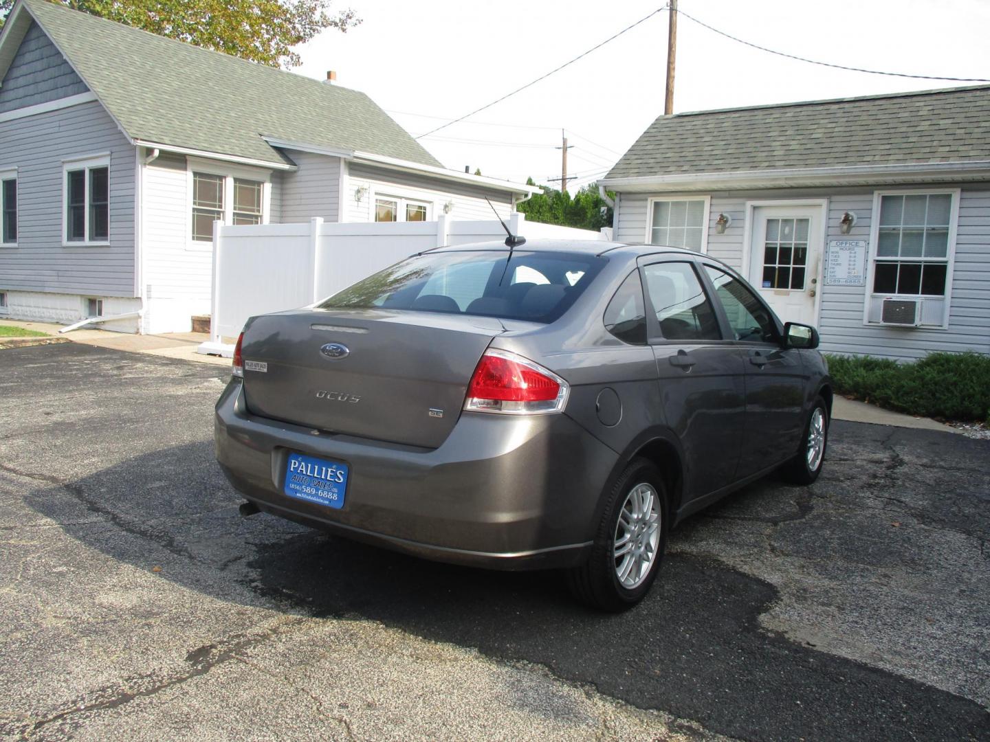 2010 GRAY Ford Focus SE Sedan (1FAHP3FN3AW) with an 2.0L L4 DOHC 16V engine, located at 540a Delsea Drive, Sewell, NJ, 08080, (987) 867-5309, 39.752560, -75.111206 - Photo#7