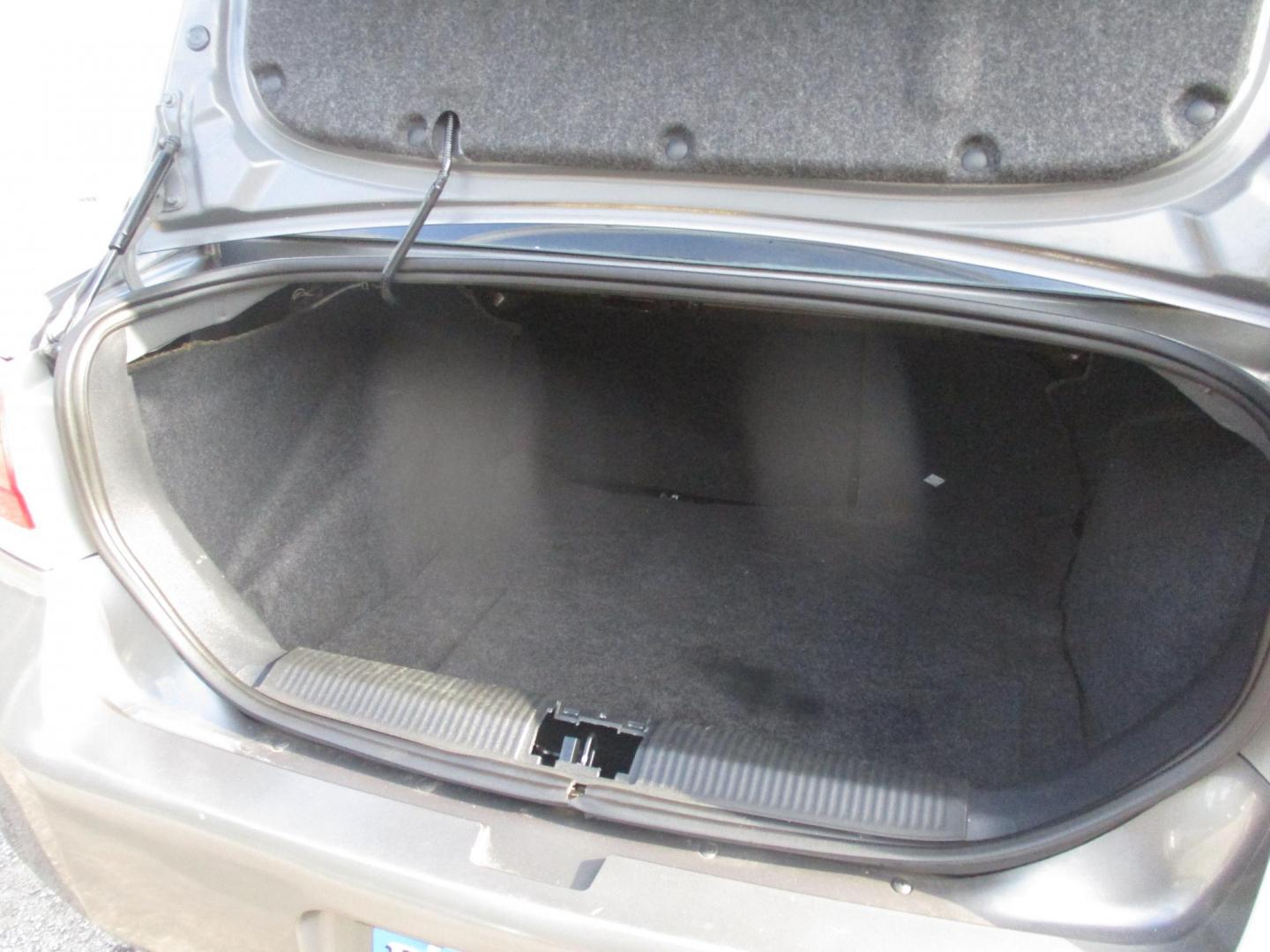 2010 GRAY Ford Focus SE Sedan (1FAHP3FN3AW) with an 2.0L L4 DOHC 16V engine, located at 540a Delsea Drive, Sewell, NJ, 08080, (987) 867-5309, 39.752560, -75.111206 - Photo#20