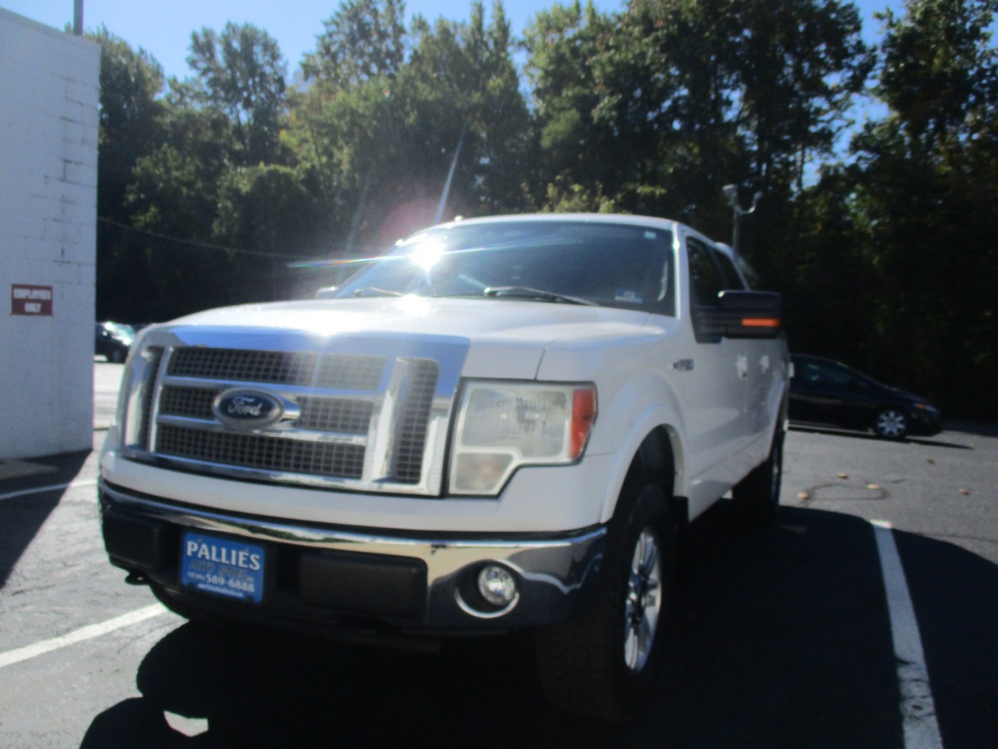2010 WHITE Ford F-150 Lariat SuperCrew 5.5-ft. Bed 4WD (1FTFW1EV7AF) with an 5.4L V8 SOHC 24V FFV engine, 4-Speed Automatic transmission, located at 540a Delsea Drive, Sewell, NJ, 08080, (987) 867-5309, 39.752560, -75.111206- Photo#0