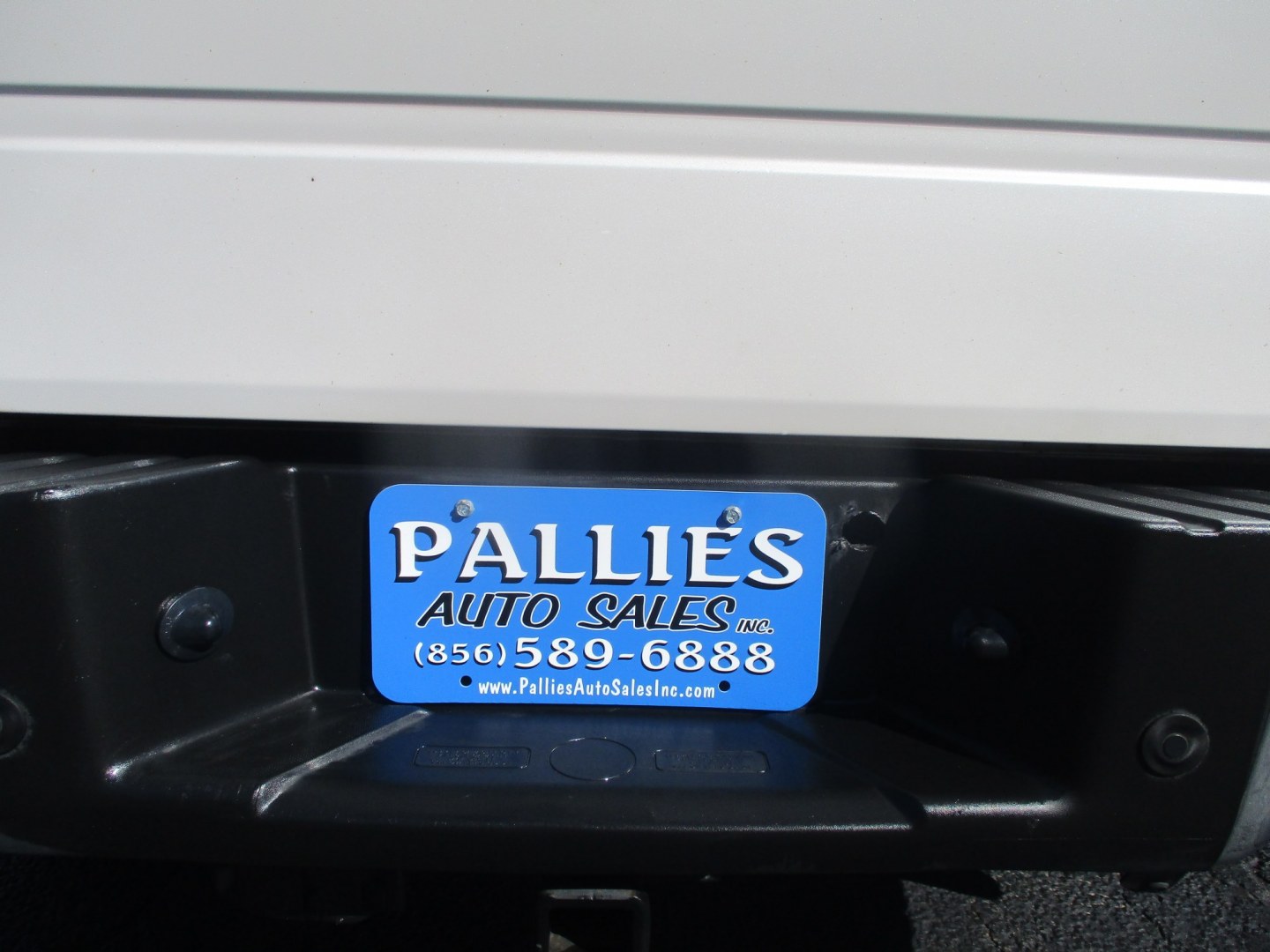 2010 WHITE Ford F-150 Lariat SuperCrew 5.5-ft. Bed 4WD (1FTFW1EV7AF) with an 5.4L V8 SOHC 24V FFV engine, 4-Speed Automatic transmission, located at 540a Delsea Drive, Sewell, NJ, 08080, (987) 867-5309, 39.752560, -75.111206- Photo#5
