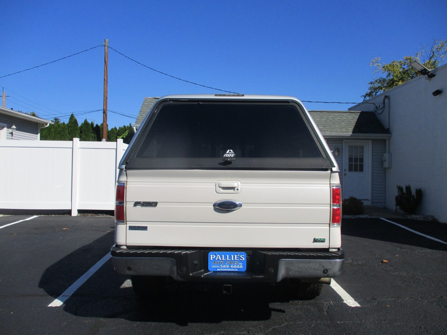 2010 WHITE Ford F-150 Lariat SuperCrew 5.5-ft. Bed 4WD (1FTFW1EV7AF) with an 5.4L V8 SOHC 24V FFV engine, 4-Speed Automatic transmission, located at 540a Delsea Drive, Sewell, NJ, 08080, (987) 867-5309, 39.752560, -75.111206- Photo#6