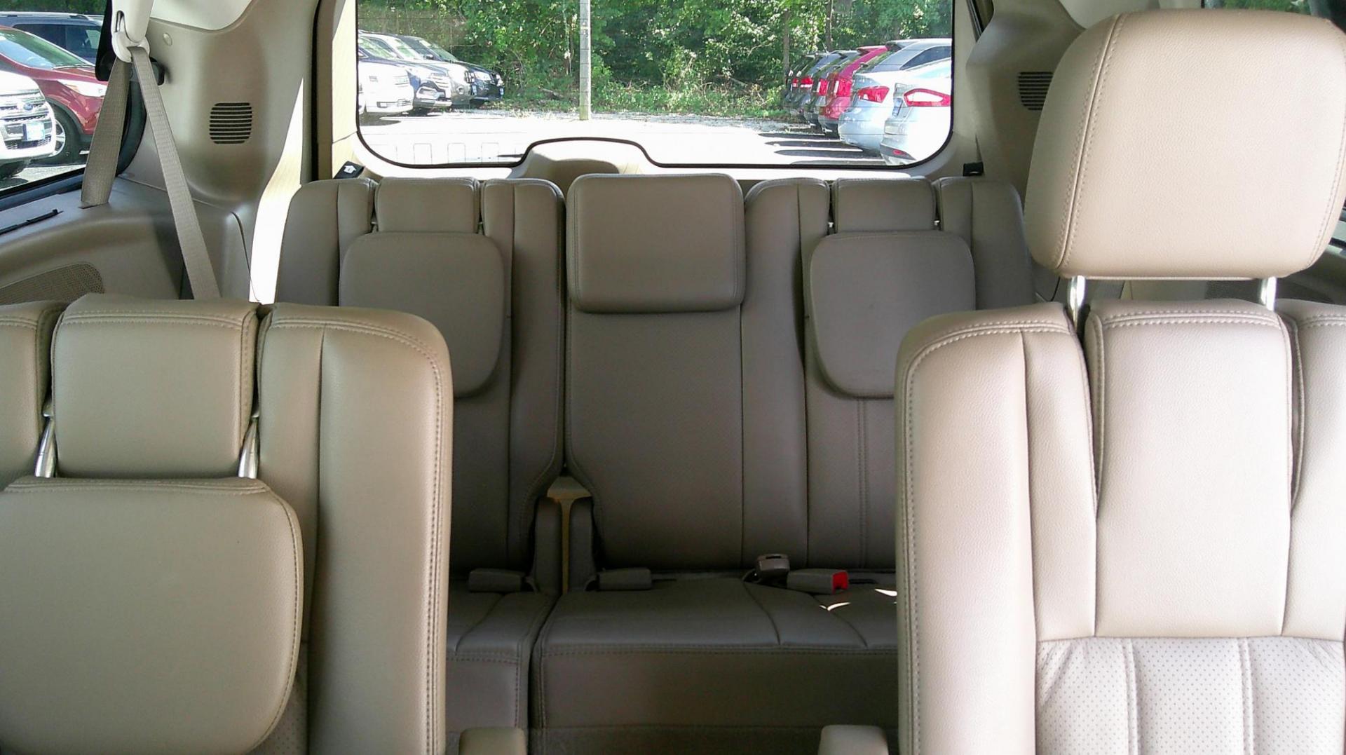 2012 GRAY Chrysler Town & Country Touring-L (2C4RC1CG7CR) with an 3.6L V6 DOHC 24V engine, 6-Speed Automatic transmission, located at 540a Delsea Drive, Sewell, NJ, 08080, (987) 867-5309, 39.752560, -75.111206 - Photo#13