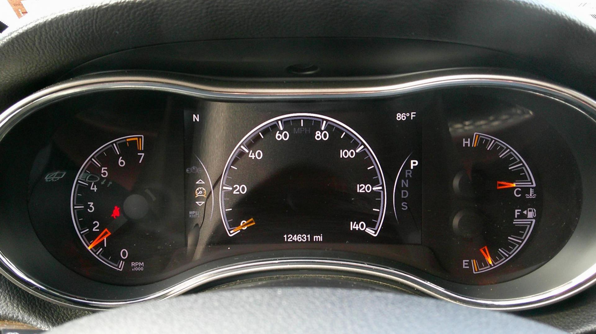 2014 GOLD Jeep Grand Cherokee Laredo 4WD (1C4RJFAG9EC) with an 3.6L V6 DOHC 24V engine, 5-Speed Automatic transmission, located at 540a Delsea Drive, Sewell, NJ, 08080, (987) 867-5309, 39.752560, -75.111206 - Photo#14