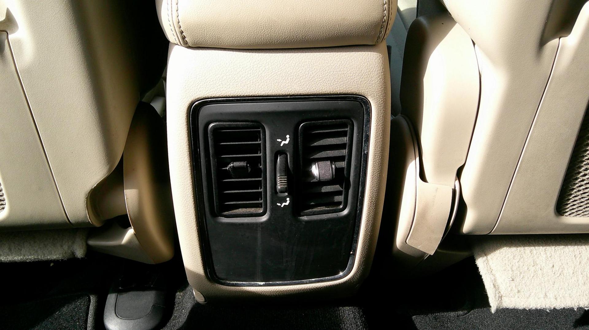 2014 GOLD Jeep Grand Cherokee Laredo 4WD (1C4RJFAG9EC) with an 3.6L V6 DOHC 24V engine, 5-Speed Automatic transmission, located at 540a Delsea Drive, Sewell, NJ, 08080, (987) 867-5309, 39.752560, -75.111206 - Photo#19