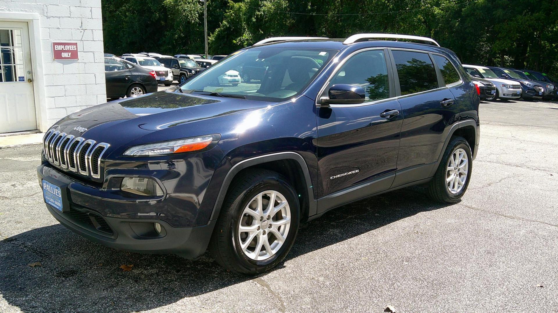 2016 BLUE Jeep Cherokee Latitude 4WD (1C4PJMCS4GW) with an 3.2L V6 DOHC 24V engine, 9-Speed Automatic transmission, located at 540a Delsea Drive, Sewell, NJ, 08080, (987) 867-5309, 39.752560, -75.111206 - Photo#0