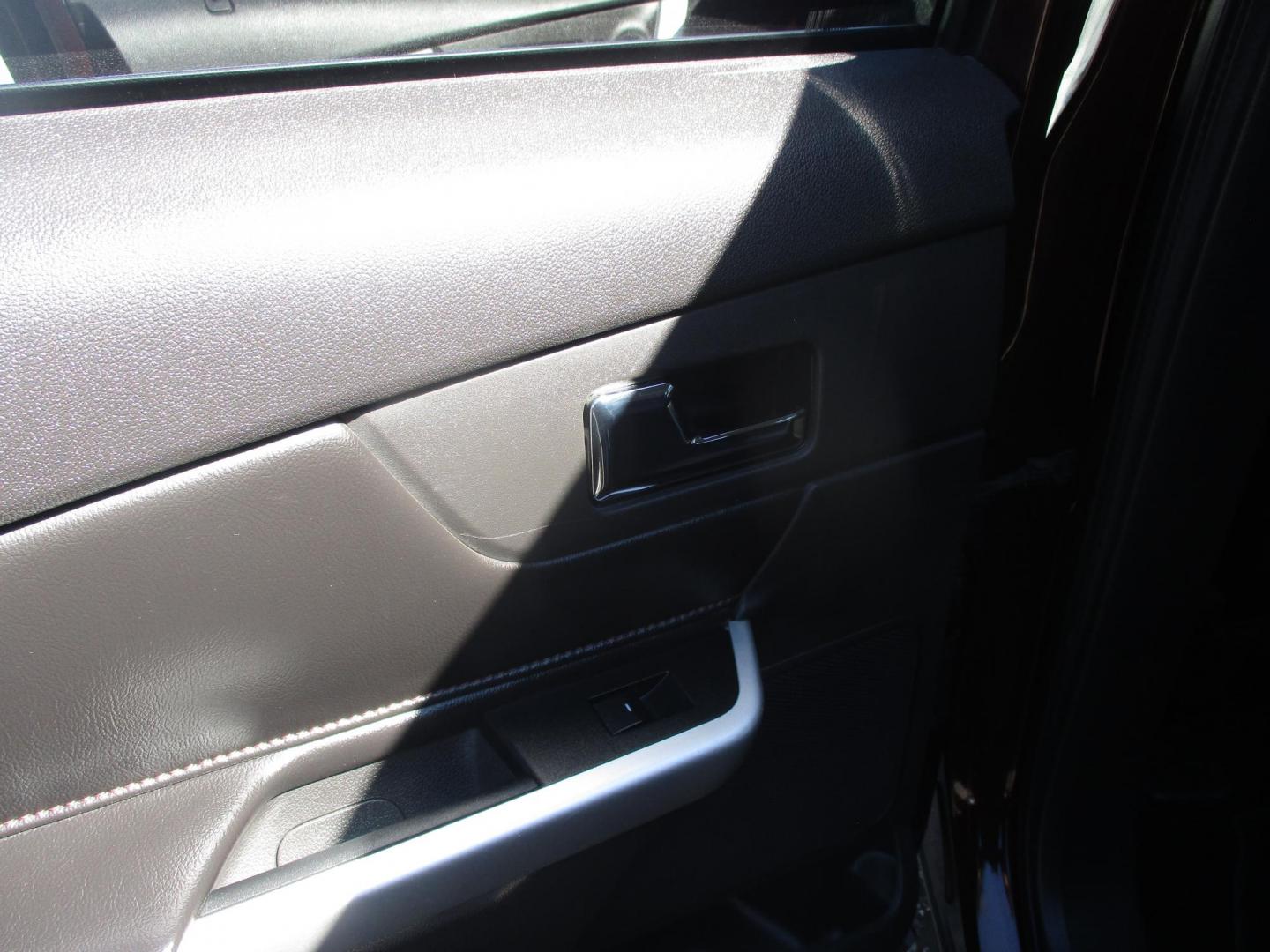 2011 RED Ford Edge Limited AWD (2FMDK4KC9BB) with an 3.5L V6 DOHC 24V engine, 6-Speed Automatic transmission, located at 540a Delsea Drive, Sewell, NJ, 08080, (987) 867-5309, 39.752560, -75.111206 - Photo#16