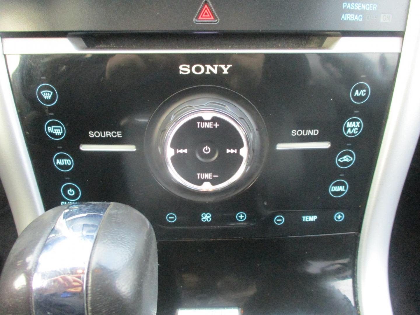 2011 RED Ford Edge Limited AWD (2FMDK4KC9BB) with an 3.5L V6 DOHC 24V engine, 6-Speed Automatic transmission, located at 540a Delsea Drive, Sewell, NJ, 08080, (987) 867-5309, 39.752560, -75.111206 - Photo#20