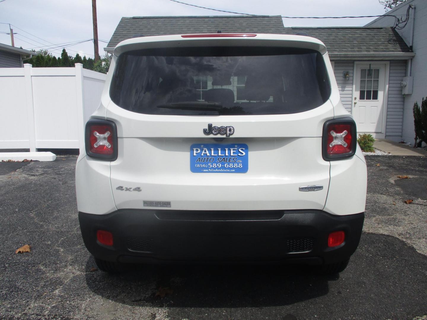 2015 WHITE Jeep Renegade Latitude 4WD (ZACCJBBT5FP) with an 2.4L L4 engine, 6-Speed Manual transmission, located at 540a Delsea Drive, Sewell, NJ, 08080, (987) 867-5309, 39.752560, -75.111206 - Photo#3