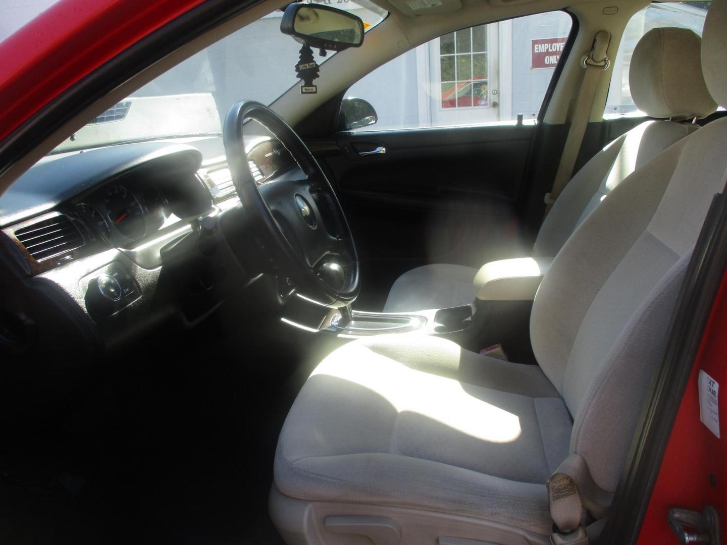 2013 RED Chevrolet Impala LT (Fleet) (2G1WG5E31D1) with an 3.6L V6 DOHC 16V FFV engine, 6-Speed Automatic transmission, located at 540a Delsea Drive, Sewell, NJ, 08080, (987) 867-5309, 39.752560, -75.111206 - Photo#14
