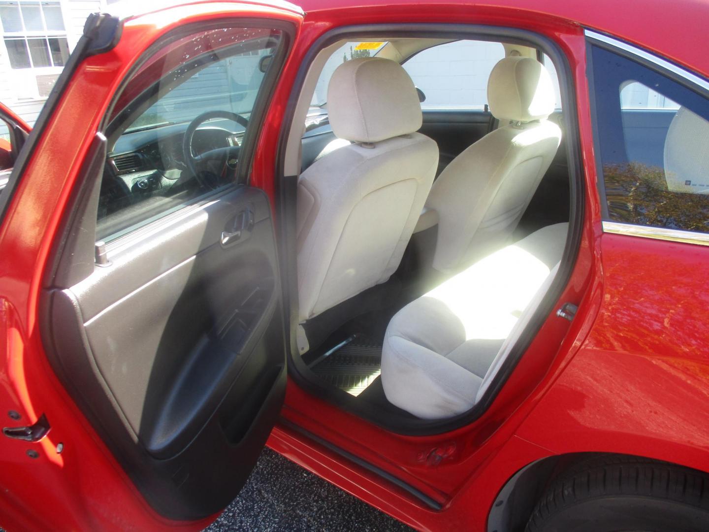 2013 RED Chevrolet Impala LT (Fleet) (2G1WG5E31D1) with an 3.6L V6 DOHC 16V FFV engine, 6-Speed Automatic transmission, located at 540a Delsea Drive, Sewell, NJ, 08080, (987) 867-5309, 39.752560, -75.111206 - Photo#15