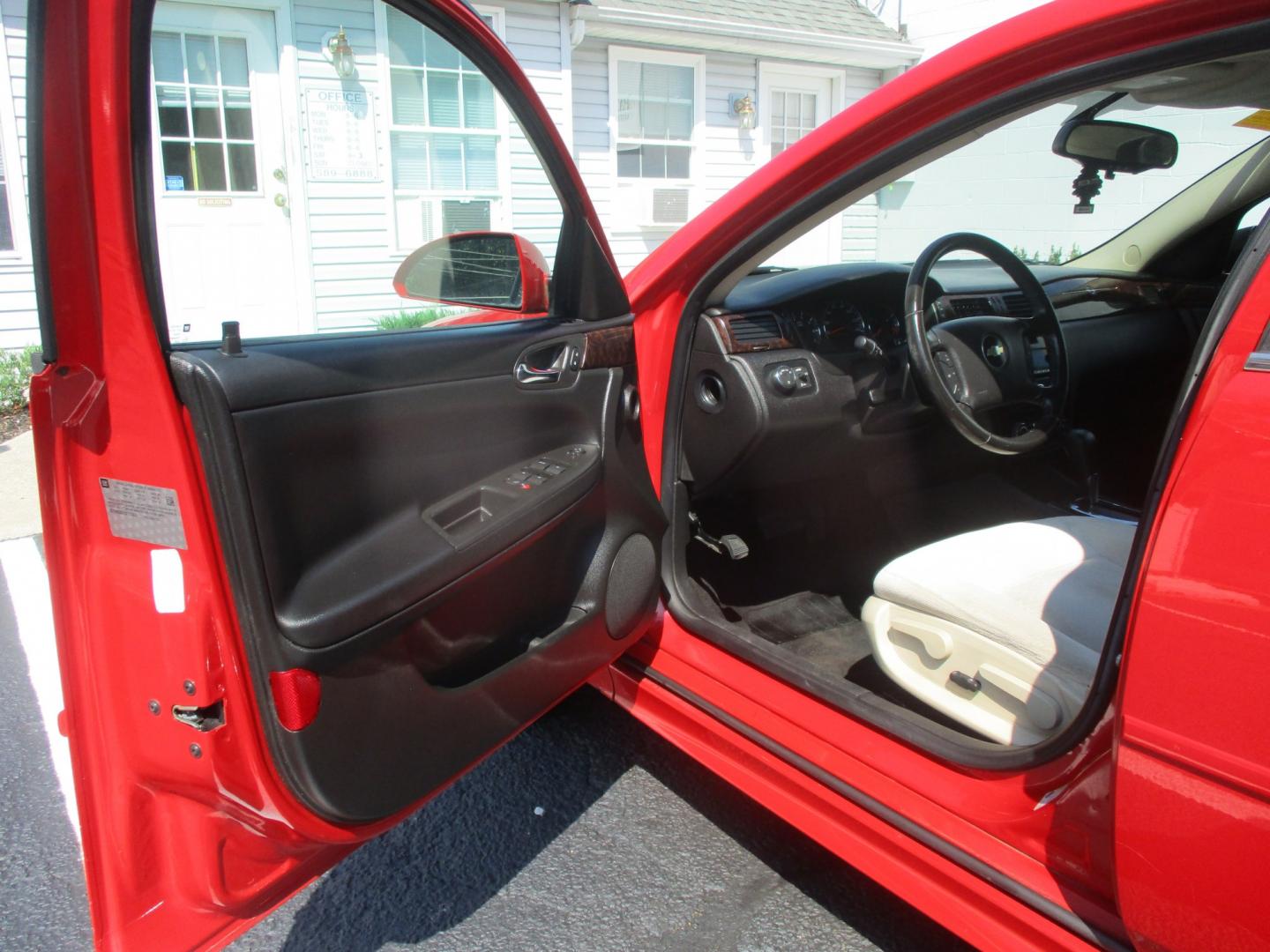 2013 RED Chevrolet Impala LT (Fleet) (2G1WG5E31D1) with an 3.6L V6 DOHC 16V FFV engine, 6-Speed Automatic transmission, located at 540a Delsea Drive, Sewell, NJ, 08080, (987) 867-5309, 39.752560, -75.111206- Photo#9