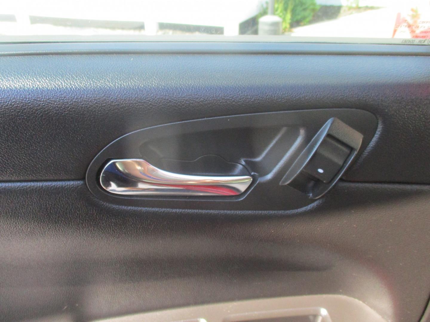 2013 RED Chevrolet Impala LT (Fleet) (2G1WG5E31D1) with an 3.6L V6 DOHC 16V FFV engine, 6-Speed Automatic transmission, located at 540a Delsea Drive, Sewell, NJ, 08080, (987) 867-5309, 39.752560, -75.111206- Photo#13