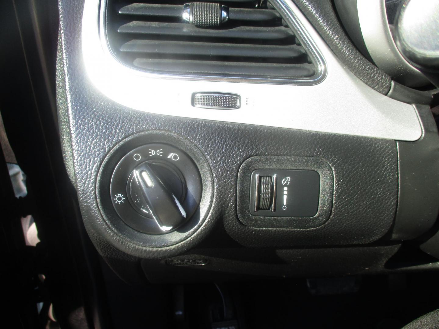 2014 BLUE Dodge Journey SE (3C4PDCAB5ET) with an 2.4L L4 DOHC 16V engine, 4-Speed Automatic transmission, located at 540a Delsea Drive, Sewell, NJ, 08080, (987) 867-5309, 39.752560, -75.111206 - Photo#20