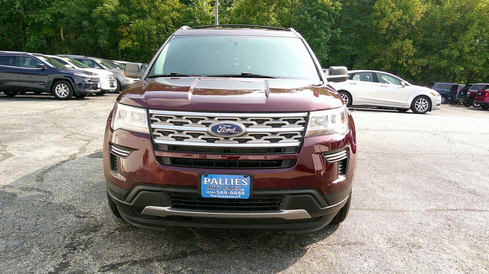 2018 RED Ford Explorer XLT 4WD (1FM5K8D8XJG) with an 3.5L V6 DOHC 24V engine, 6A transmission, located at 540a Delsea Drive, Sewell, NJ, 08080, (987) 867-5309, 39.752560, -75.111206 - Photo#10