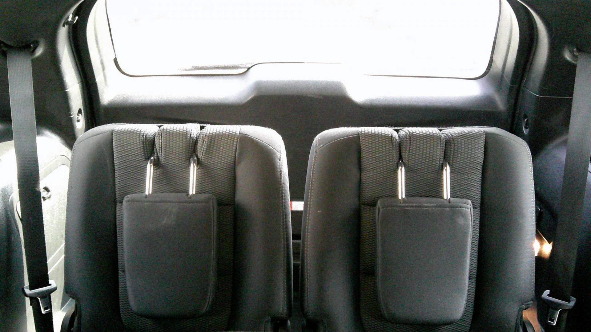 2018 RED Ford Explorer XLT 4WD (1FM5K8D8XJG) with an 3.5L V6 DOHC 24V engine, 6A transmission, located at 540a Delsea Drive, Sewell, NJ, 08080, (987) 867-5309, 39.752560, -75.111206 - Photo#17