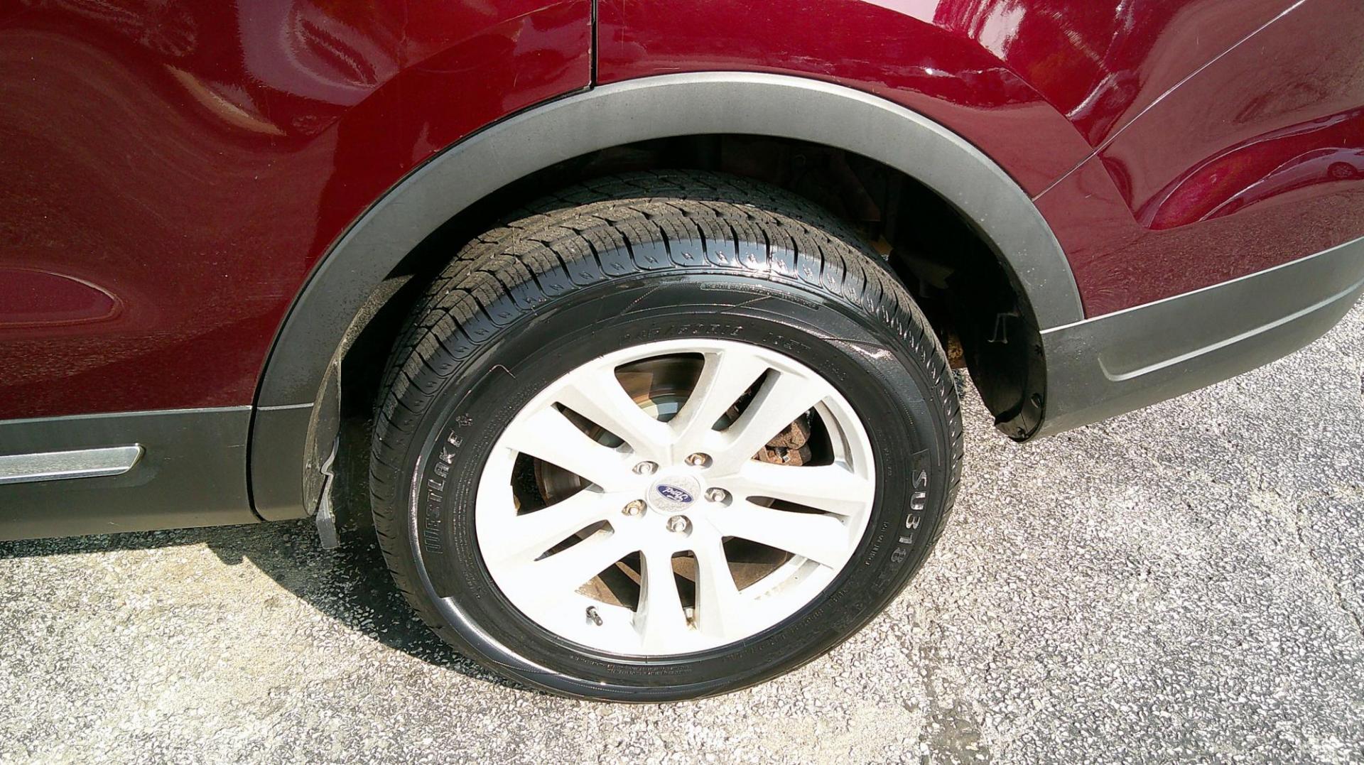 2018 RED Ford Explorer XLT 4WD (1FM5K8D8XJG) with an 3.5L V6 DOHC 24V engine, 6A transmission, located at 540a Delsea Drive, Sewell, NJ, 08080, (987) 867-5309, 39.752560, -75.111206 - Photo#29