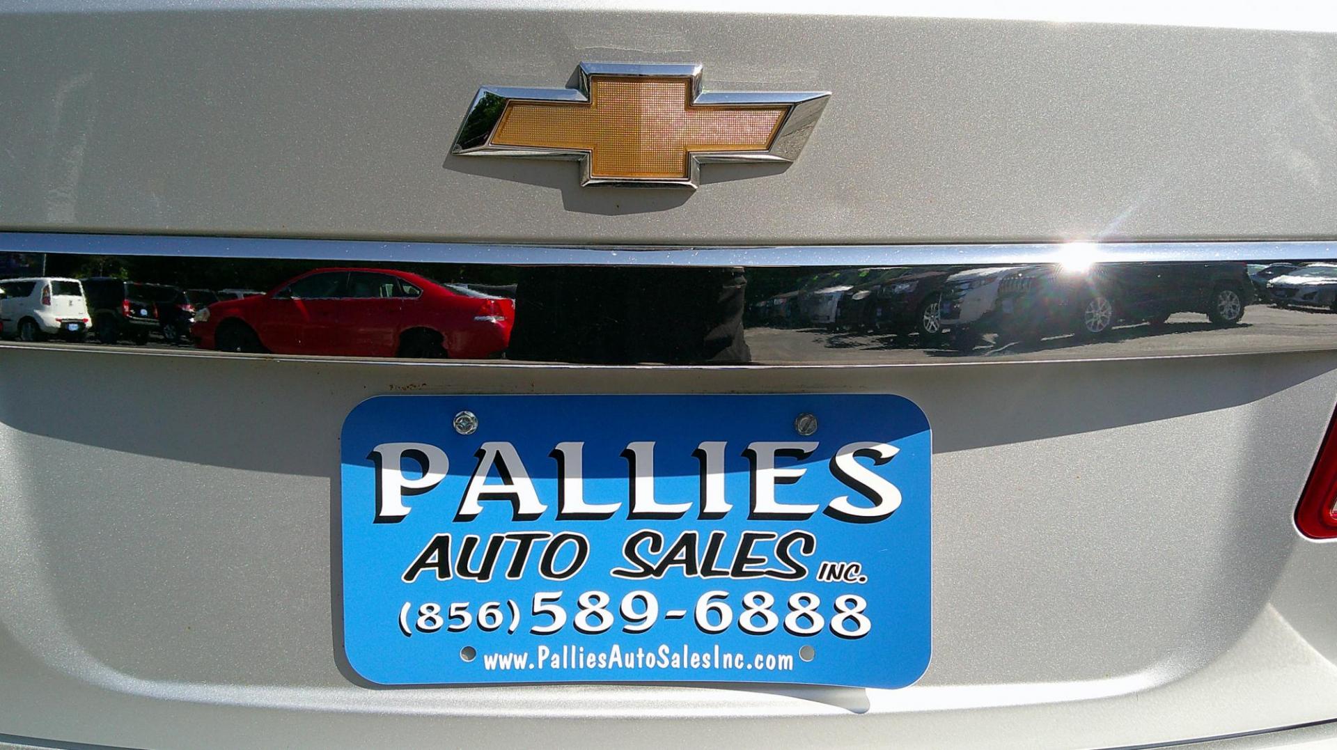 2011 SILVER Chevrolet Cruze 1LT (1G1PF5S91B7) with an 1.4L L4 DOHC 16V TURBO engine, 6-Speed Manual transmission, located at 540a Delsea Drive, Sewell, NJ, 08080, (987) 867-5309, 39.752560, -75.111206 - Photo#4