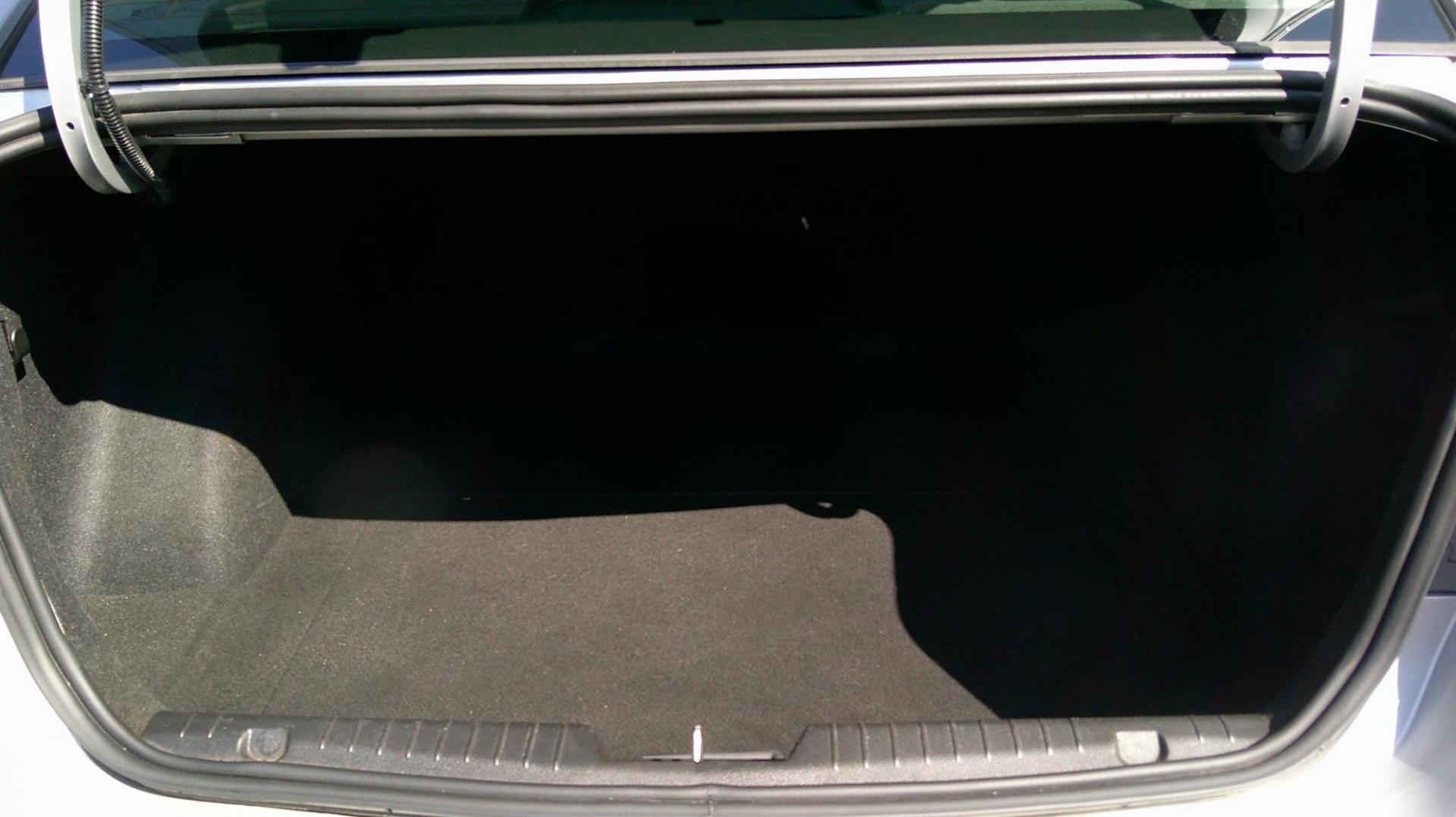 2011 SILVER Chevrolet Cruze 1LT (1G1PF5S91B7) with an 1.4L L4 DOHC 16V TURBO engine, 6-Speed Manual transmission, located at 540a Delsea Drive, Sewell, NJ, 08080, (987) 867-5309, 39.752560, -75.111206 - Photo#23