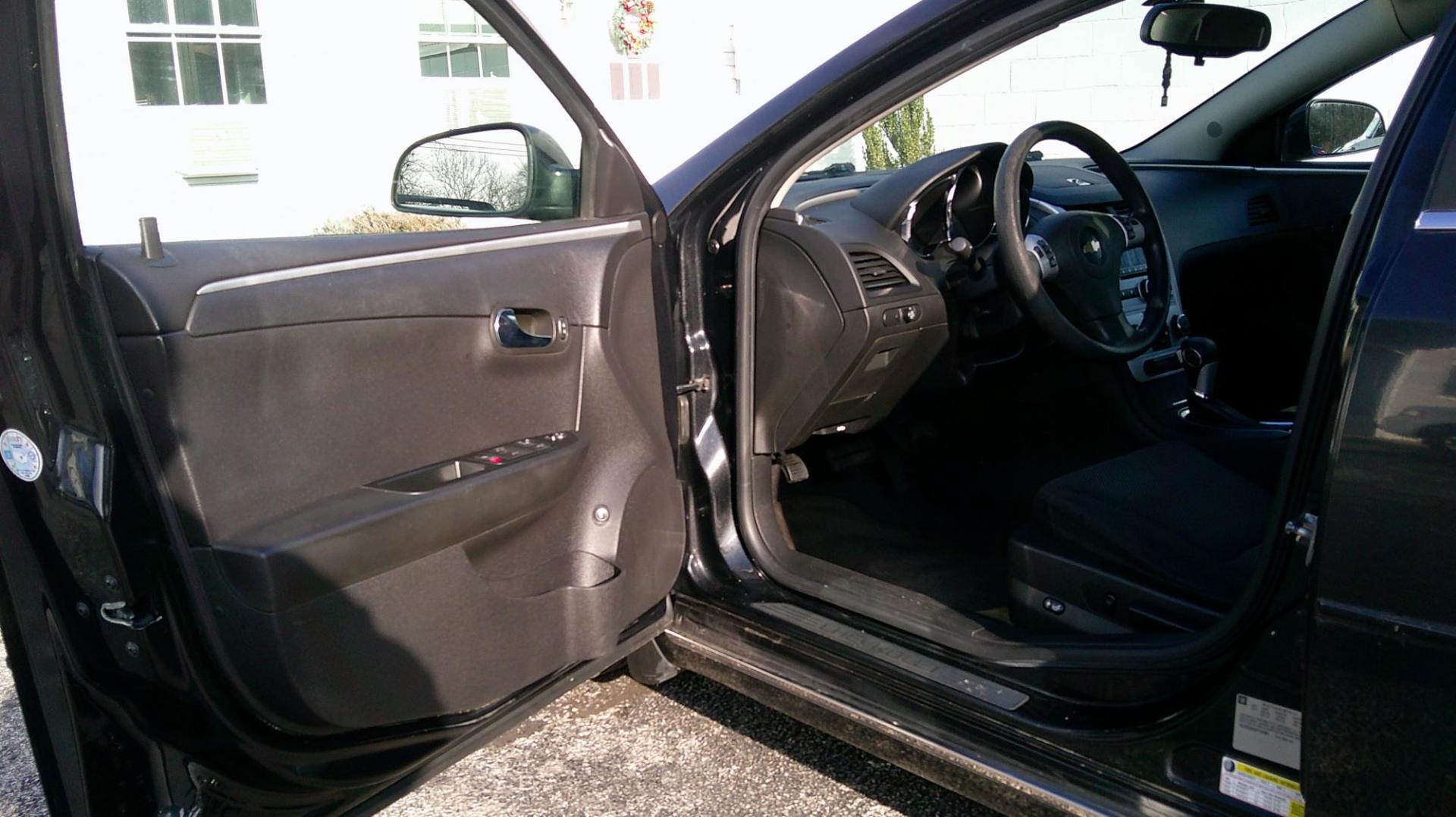 2012 BLACK Chevrolet Malibu 1LT (1G1ZC5E03CF) with an 2.4L L4 DOHC 16V engine, 6-Speed Automatic transmission, located at 540a Delsea Drive, Sewell, NJ, 08080, (987) 867-5309, 39.752560, -75.111206 - Photo#9