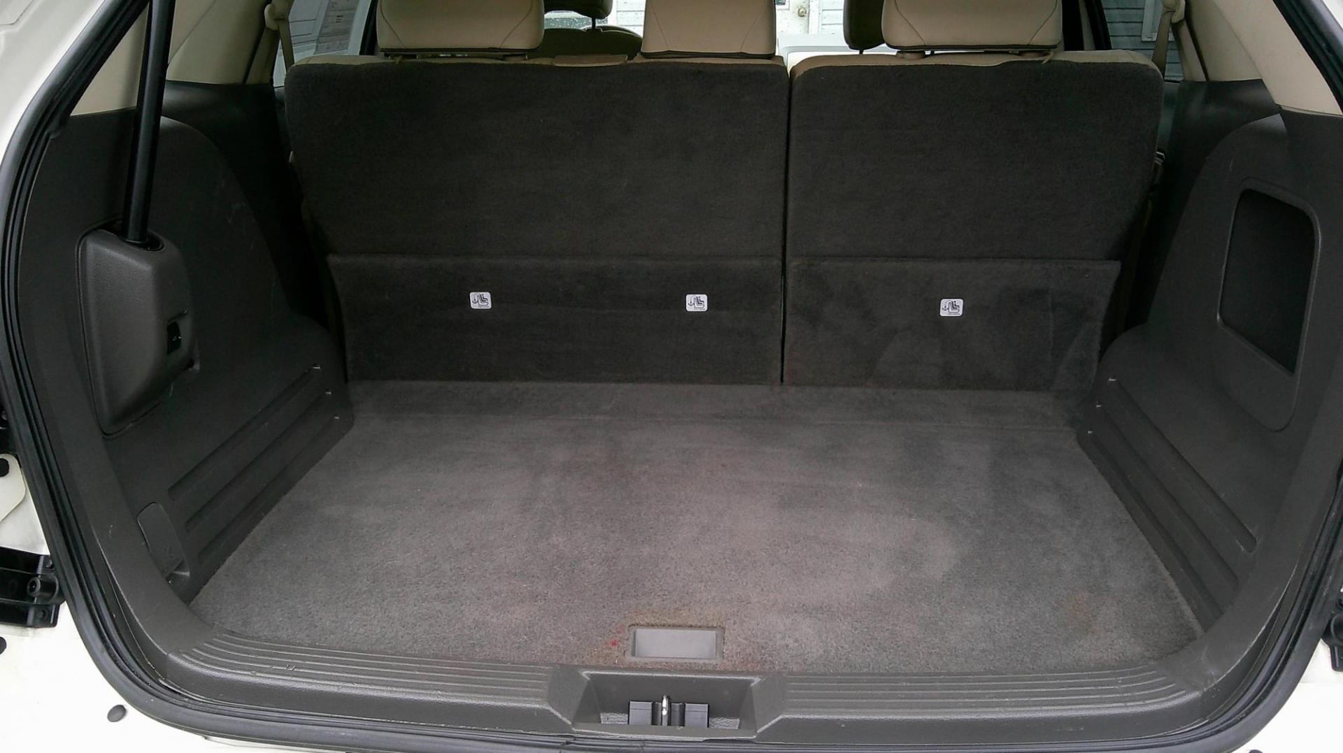 2008 WHITE Lincoln MKX AWD (2LMDU88C38B) with an 3.5L V6 DOHC 24V engine, 6-Speed Automatic Overdrive transmission, located at 540a Delsea Drive, Sewell, NJ, 08080, (987) 867-5309, 39.752560, -75.111206 - Photo#24