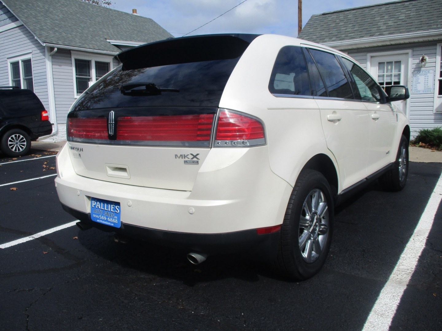 2008 WHITE Lincoln MKX AWD (2LMDU88C38B) with an 3.5L V6 DOHC 24V engine, 6-Speed Automatic Overdrive transmission, located at 540a Delsea Drive, Sewell, NJ, 08080, (987) 867-5309, 39.752560, -75.111206- Photo#6