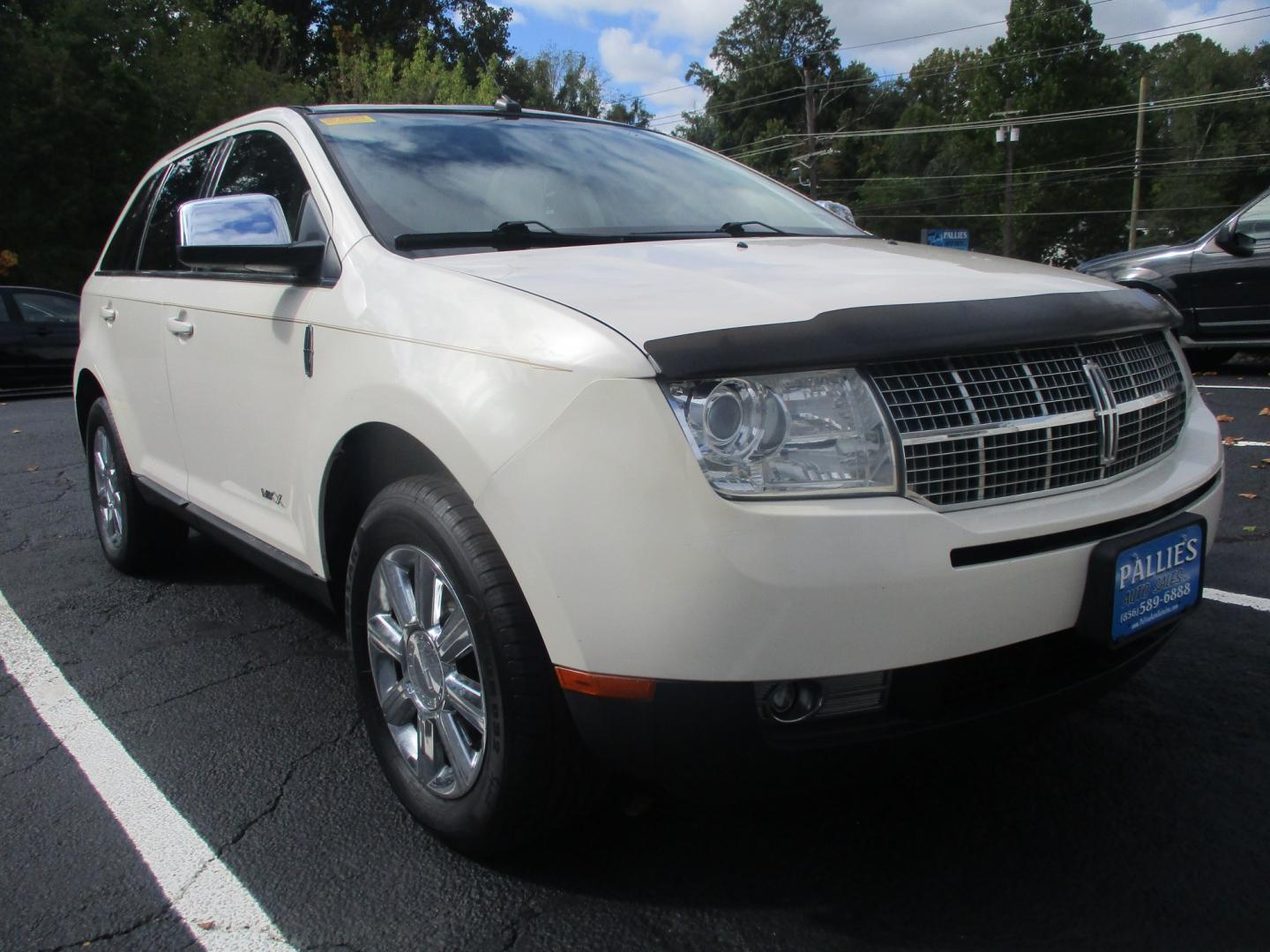 2008 WHITE Lincoln MKX AWD (2LMDU88C38B) with an 3.5L V6 DOHC 24V engine, 6-Speed Automatic Overdrive transmission, located at 540a Delsea Drive, Sewell, NJ, 08080, (987) 867-5309, 39.752560, -75.111206- Photo#8