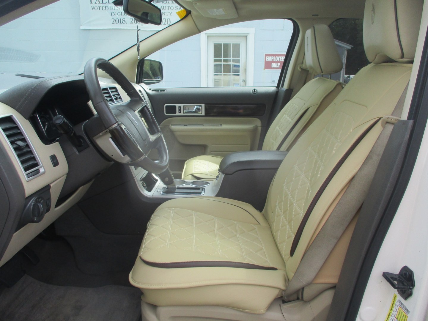 2008 WHITE Lincoln MKX AWD (2LMDU88C38B) with an 3.5L V6 DOHC 24V engine, 6-Speed Automatic Overdrive transmission, located at 540a Delsea Drive, Sewell, NJ, 08080, (987) 867-5309, 39.752560, -75.111206- Photo#12