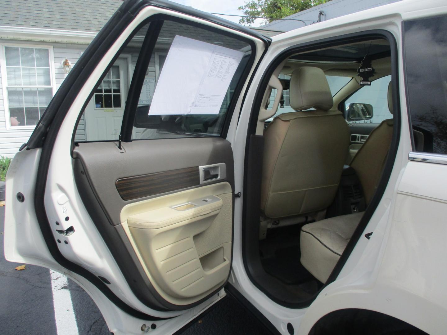 2008 WHITE Lincoln MKX AWD (2LMDU88C38B) with an 3.5L V6 DOHC 24V engine, 6-Speed Automatic Overdrive transmission, located at 540a Delsea Drive, Sewell, NJ, 08080, (987) 867-5309, 39.752560, -75.111206- Photo#13