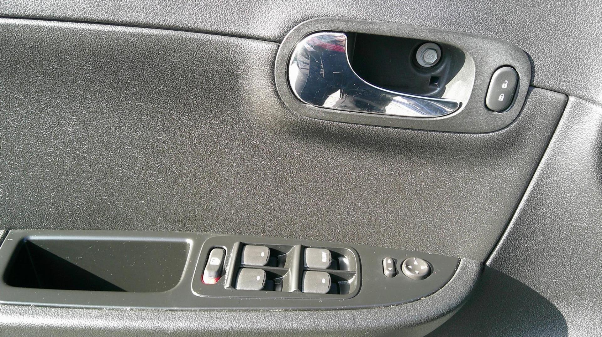 2011 BLUE Chevrolet Malibu 1LT (1G1ZC5E12BF) with an 2.4L L4 DOHC 16V engine, 4-Speed Automatic transmission, located at 540a Delsea Drive, Sewell, NJ, 08080, (987) 867-5309, 39.752560, -75.111206 - Photo#10