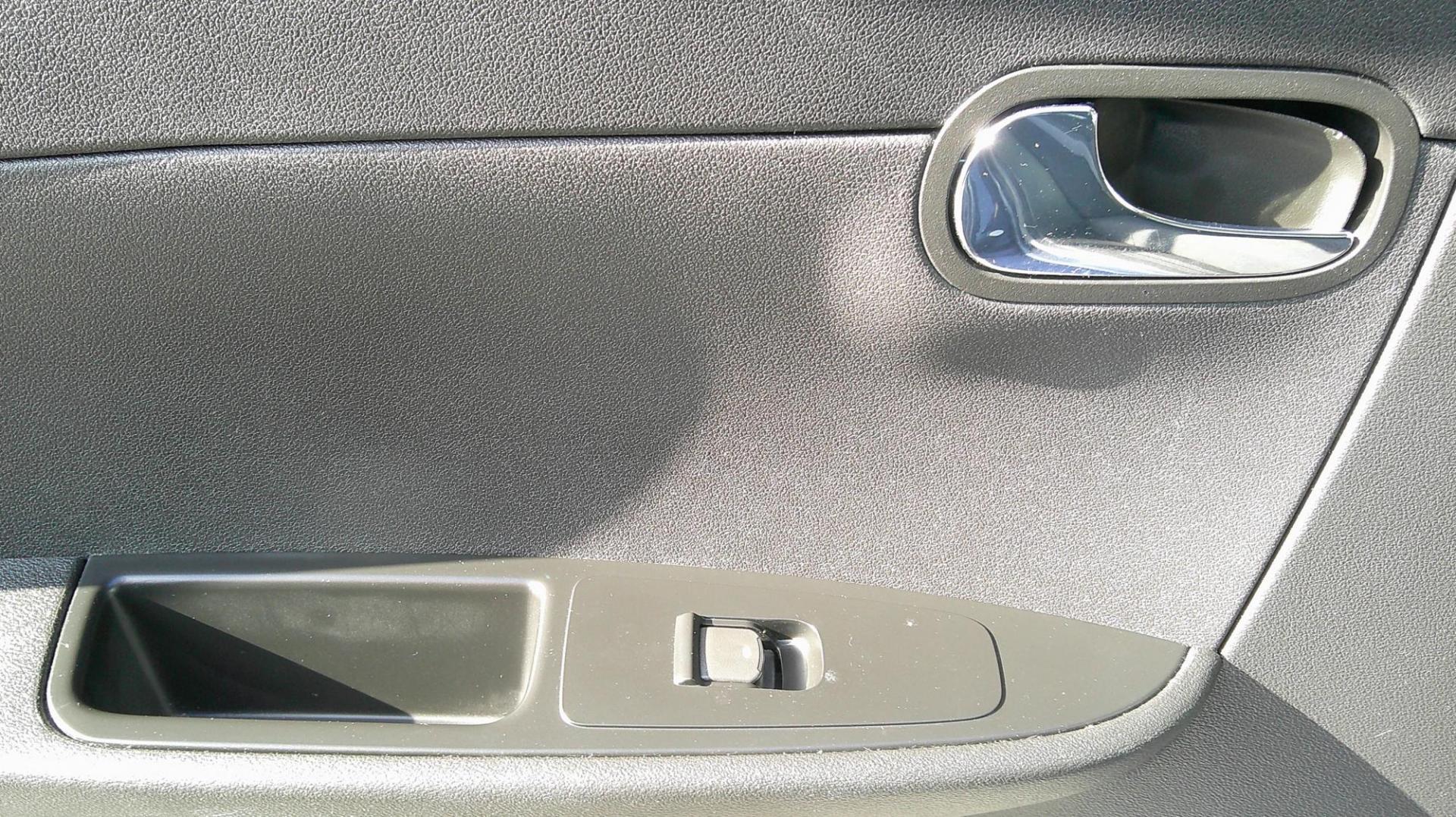 2011 BLUE Chevrolet Malibu 1LT (1G1ZC5E12BF) with an 2.4L L4 DOHC 16V engine, 4-Speed Automatic transmission, located at 540a Delsea Drive, Sewell, NJ, 08080, (987) 867-5309, 39.752560, -75.111206 - Photo#13