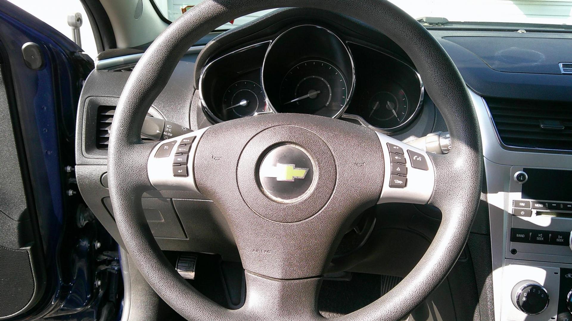 2011 BLUE Chevrolet Malibu 1LT (1G1ZC5E12BF) with an 2.4L L4 DOHC 16V engine, 4-Speed Automatic transmission, located at 540a Delsea Drive, Sewell, NJ, 08080, (987) 867-5309, 39.752560, -75.111206 - Photo#15