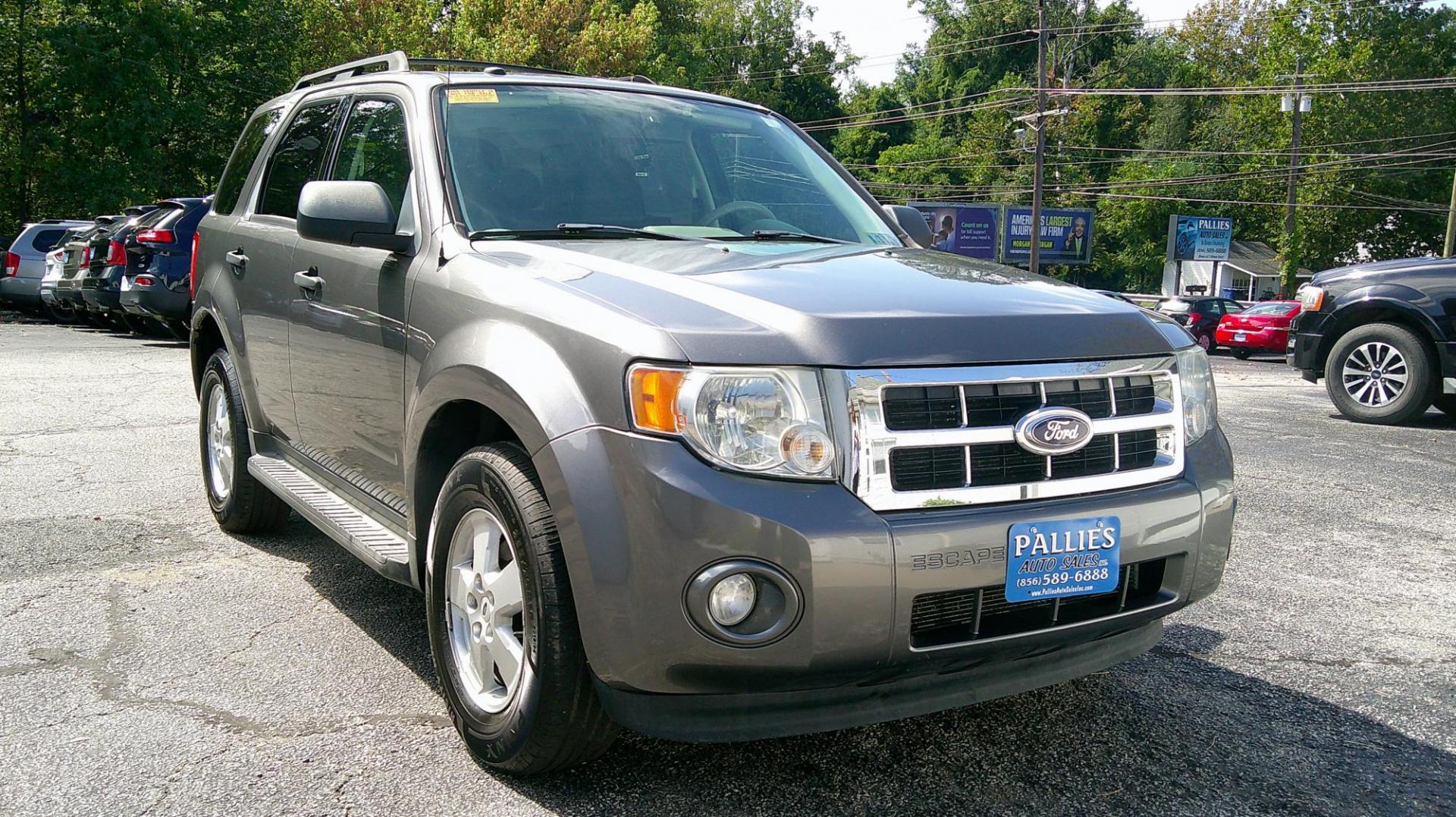 2009 GRAY Ford Escape XLT 4WD V6 (1FMCU93G39K) with an 3.0L V6 DOHC 24V engine, 4-Speed Automatic transmission, located at 540a Delsea Drive, Sewell, NJ, 08080, (987) 867-5309, 39.752560, -75.111206 - Photo#9