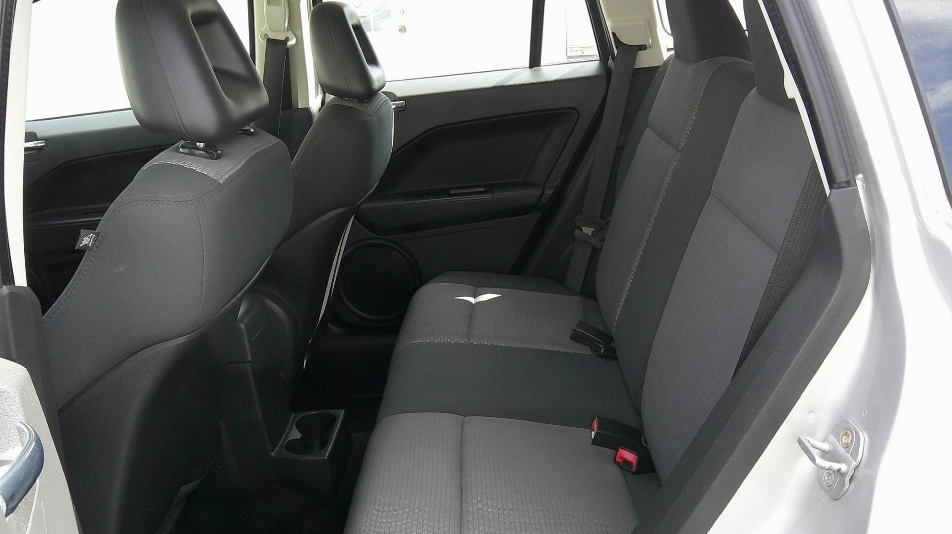 2008 SILVER Dodge Caliber SXT (1B3HB48B28D) with an 2.0L L4 DOHC 16V engine, located at 540a Delsea Drive, Sewell, NJ, 08080, (987) 867-5309, 39.752560, -75.111206 - Photo#15