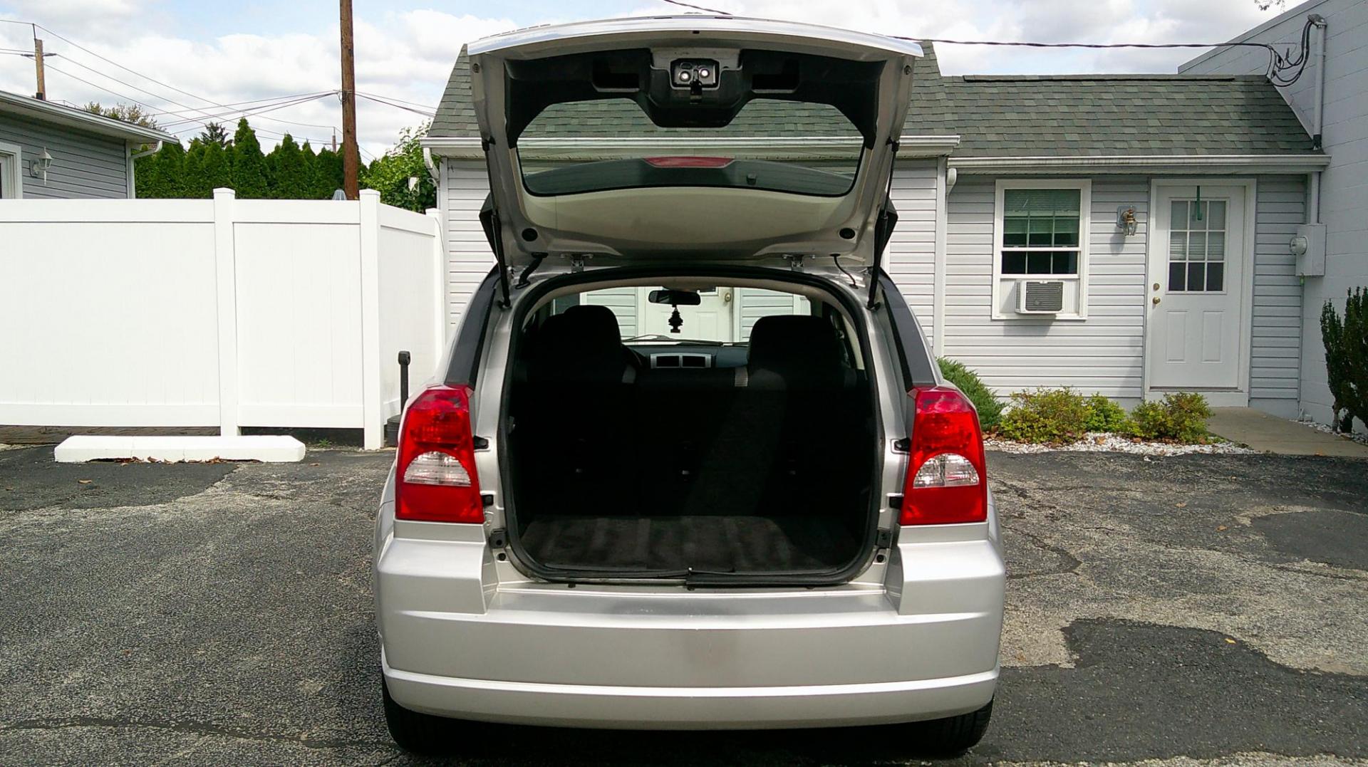 2008 SILVER Dodge Caliber SXT (1B3HB48B28D) with an 2.0L L4 DOHC 16V engine, located at 540a Delsea Drive, Sewell, NJ, 08080, (987) 867-5309, 39.752560, -75.111206 - Photo#23
