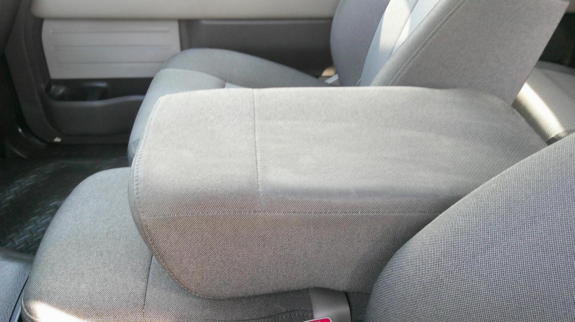 2010 SILVER Ford F-150 Lariat SuperCab 6.5-ft. Bed 2WD (1FTEX1CW1AF) with an 4.6L V8 SOHC 16V engine, 4-Speed Automatic transmission, located at 540a Delsea Drive, Sewell, NJ, 08080, (987) 867-5309, 39.752560, -75.111206 - Photo#18