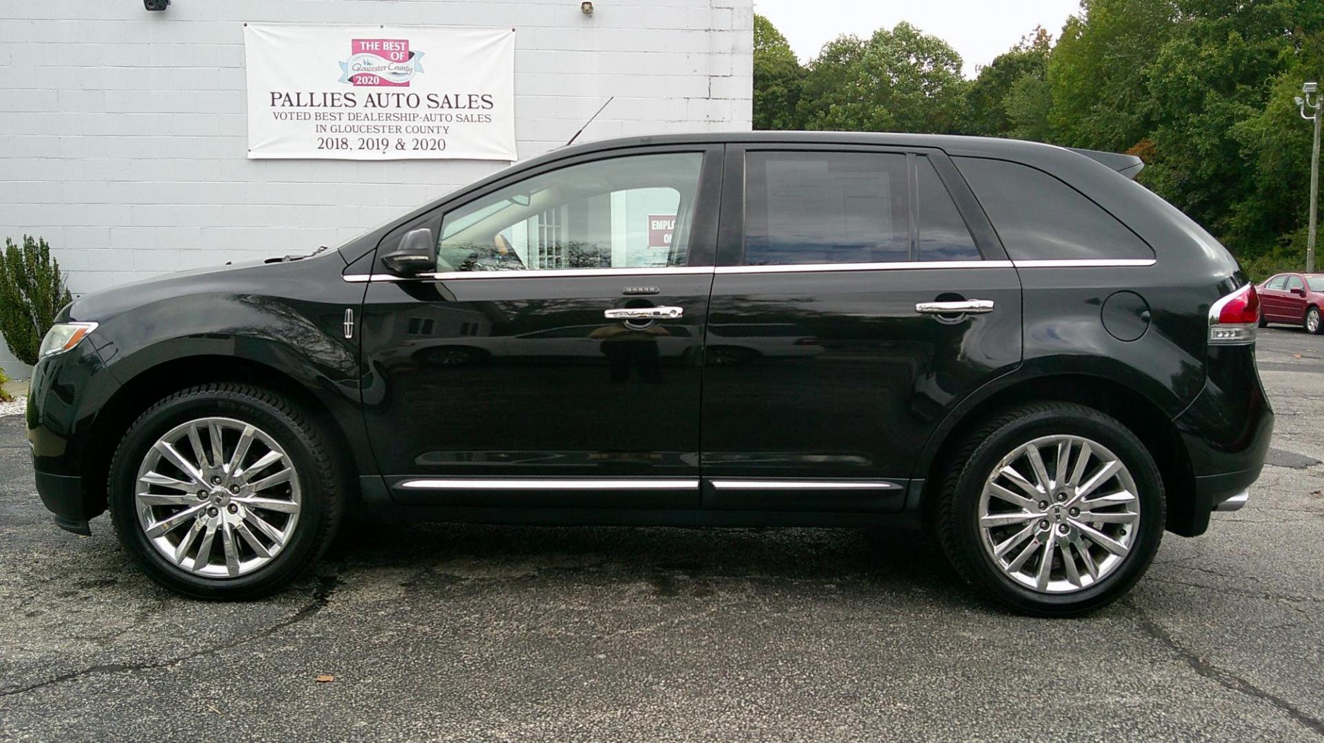 2013 BLACK Lincoln MKX AWD (2LMDJ8JK7DB) with an 3.7L V6 DOHC 24V engine, 6-Speed Automatic transmission, located at 540a Delsea Drive, Sewell, NJ, 08080, (987) 867-5309, 39.752560, -75.111206 - Photo#1