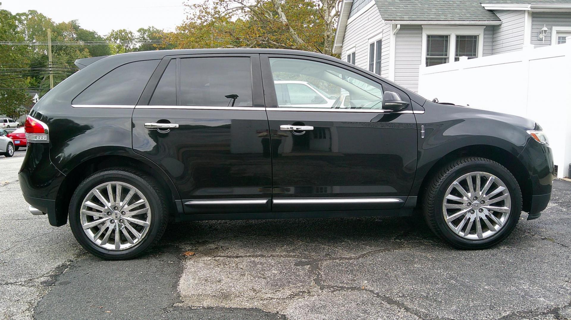 2013 BLACK Lincoln MKX AWD (2LMDJ8JK7DB) with an 3.7L V6 DOHC 24V engine, 6-Speed Automatic transmission, located at 540a Delsea Drive, Sewell, NJ, 08080, (987) 867-5309, 39.752560, -75.111206 - Photo#7