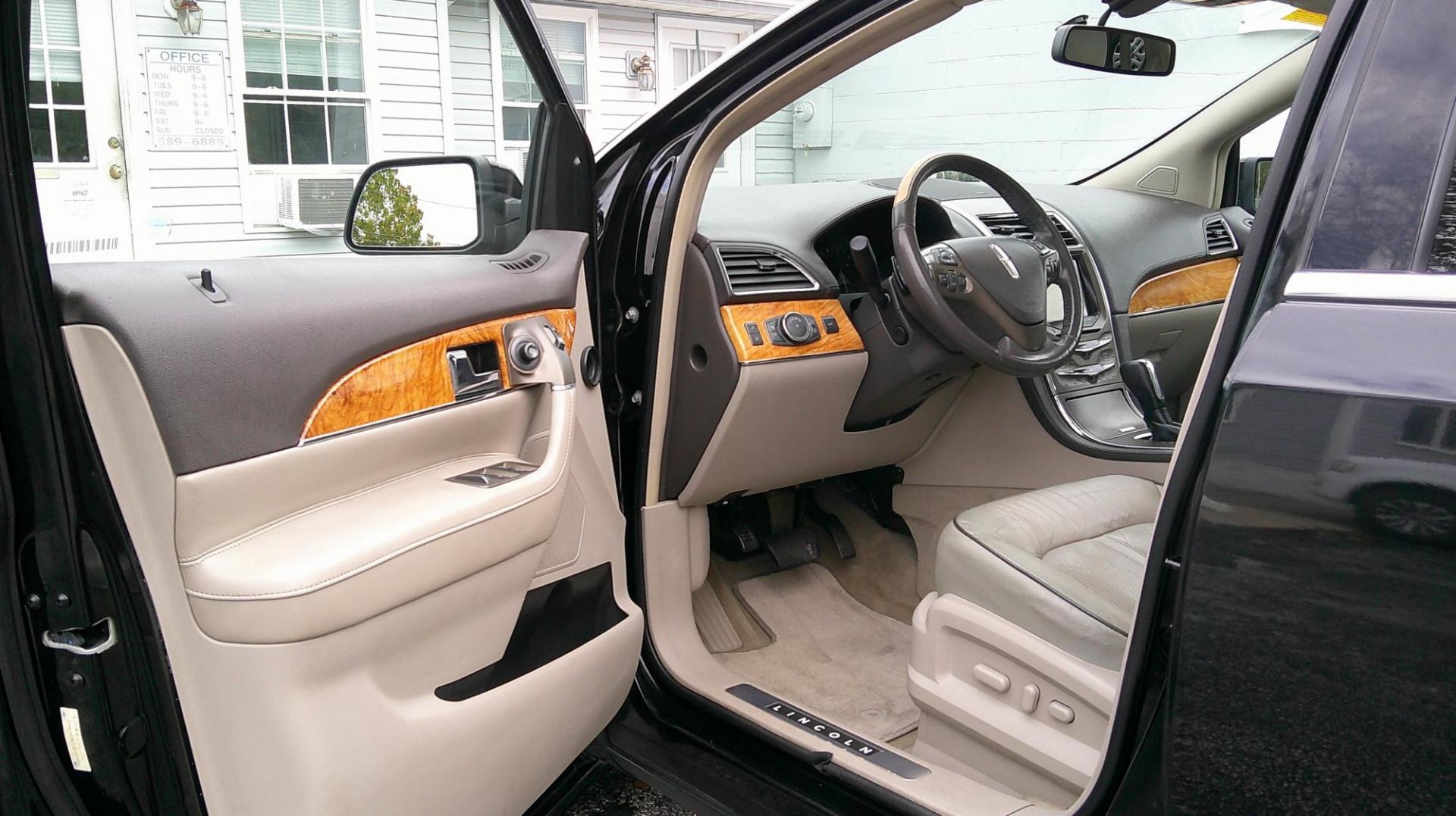 2013 BLACK Lincoln MKX AWD (2LMDJ8JK7DB) with an 3.7L V6 DOHC 24V engine, 6-Speed Automatic transmission, located at 540a Delsea Drive, Sewell, NJ, 08080, (987) 867-5309, 39.752560, -75.111206 - Photo#10