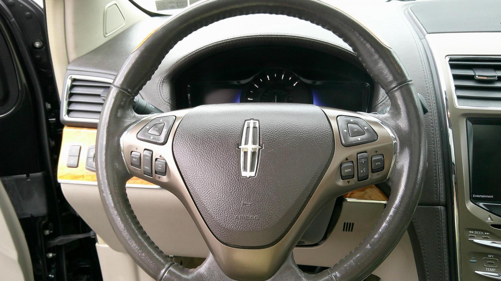 2013 BLACK Lincoln MKX AWD (2LMDJ8JK7DB) with an 3.7L V6 DOHC 24V engine, 6-Speed Automatic transmission, located at 540a Delsea Drive, Sewell, NJ, 08080, (987) 867-5309, 39.752560, -75.111206 - Photo#16