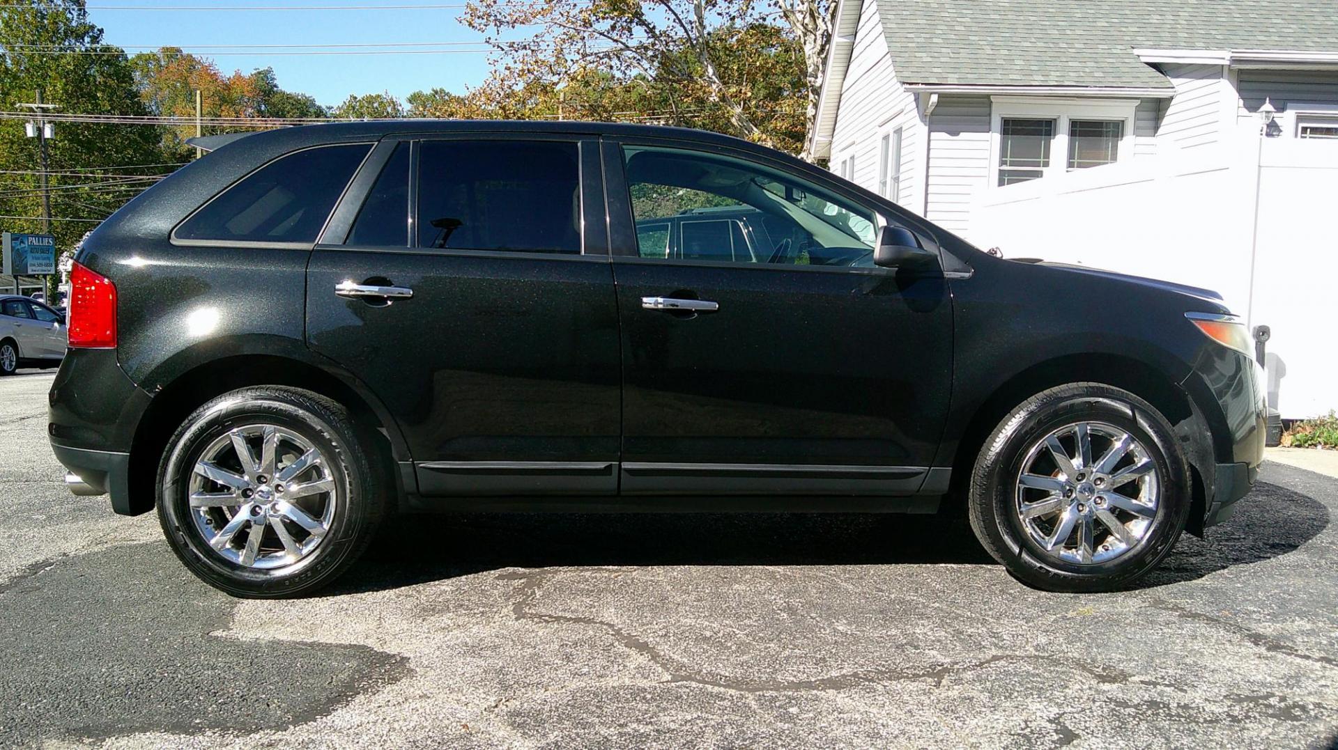 2011 BLACK Ford Edge SEL FWD (2FMDK3JC7BB) with an 3.5L V6 DOHC 24V engine, 6-Speed Automatic transmission, located at 540a Delsea Drive, Sewell, NJ, 08080, (987) 867-5309, 39.752560, -75.111206 - Photo#7