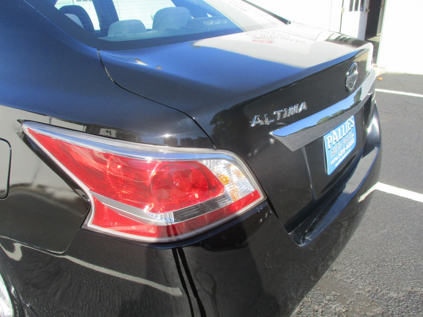 2015 BLACK Nissan Altima 2.5 S (1N4AL3AP3FC) with an 2.5L L4 DOHC 16V engine, Continuously Variable Transmission transmission, located at 540a Delsea Drive, Sewell, NJ, 08080, (987) 867-5309, 39.752560, -75.111206- Photo#4
