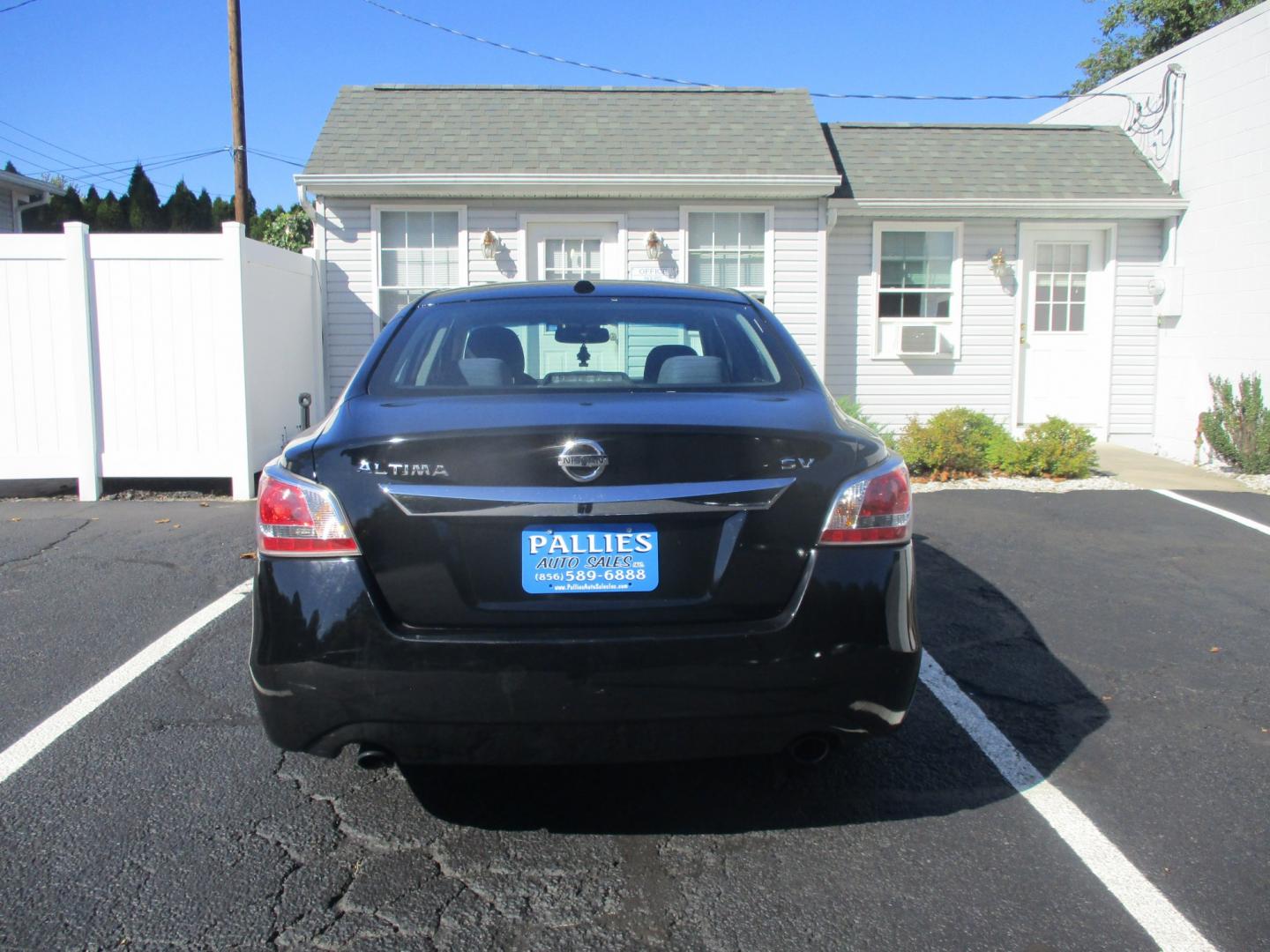 2015 BLACK Nissan Altima 2.5 S (1N4AL3AP3FC) with an 2.5L L4 DOHC 16V engine, Continuously Variable Transmission transmission, located at 540a Delsea Drive, Sewell, NJ, 08080, (987) 867-5309, 39.752560, -75.111206- Photo#6