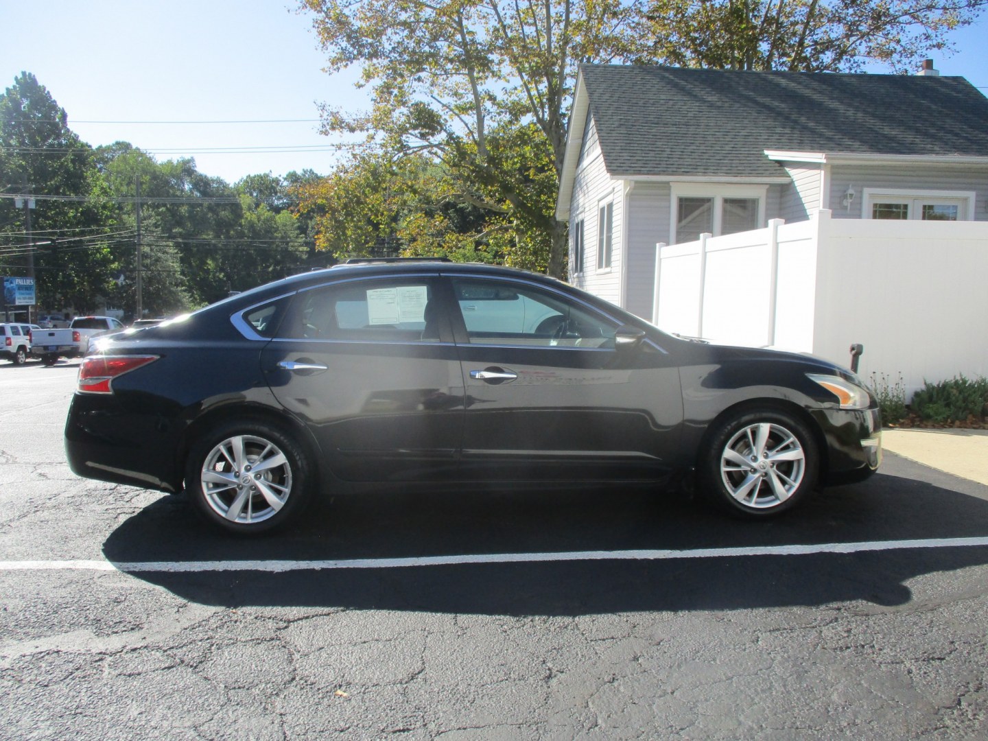 2015 BLACK Nissan Altima 2.5 S (1N4AL3AP3FC) with an 2.5L L4 DOHC 16V engine, Continuously Variable Transmission transmission, located at 540a Delsea Drive, Sewell, NJ, 08080, (987) 867-5309, 39.752560, -75.111206- Photo#8