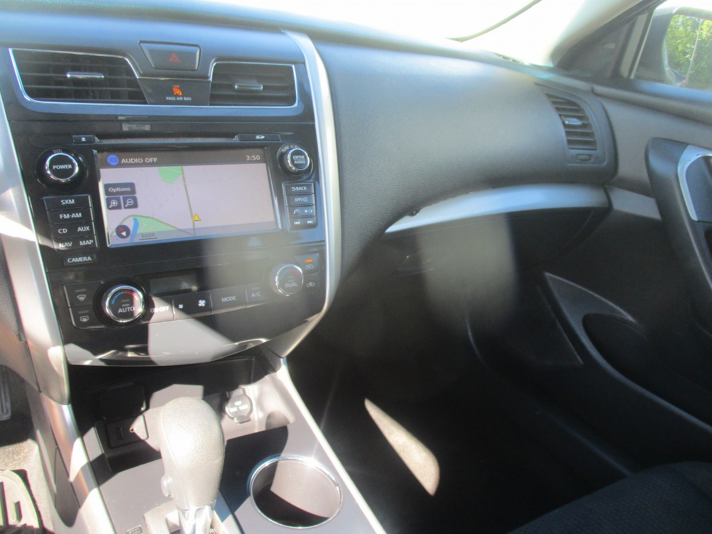 2015 BLACK Nissan Altima 2.5 S (1N4AL3AP3FC) with an 2.5L L4 DOHC 16V engine, Continuously Variable Transmission transmission, located at 540a Delsea Drive, Sewell, NJ, 08080, (987) 867-5309, 39.752560, -75.111206- Photo#21
