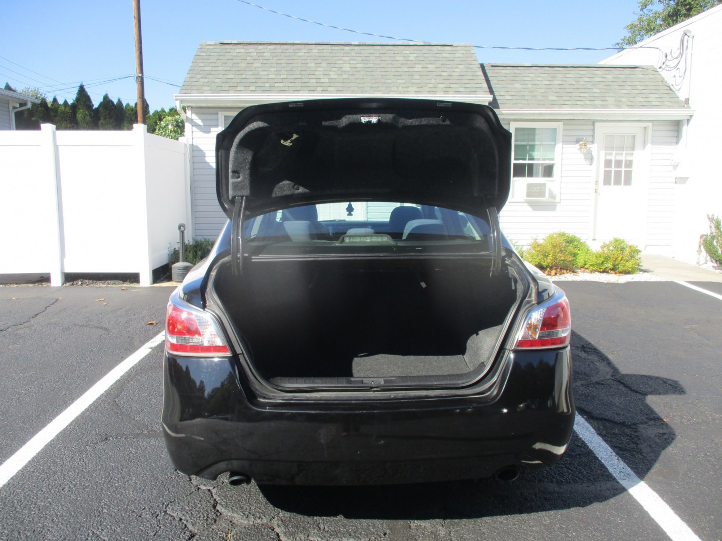 2015 BLACK Nissan Altima 2.5 S (1N4AL3AP3FC) with an 2.5L L4 DOHC 16V engine, Continuously Variable Transmission transmission, located at 540a Delsea Drive, Sewell, NJ, 08080, (987) 867-5309, 39.752560, -75.111206- Photo#25