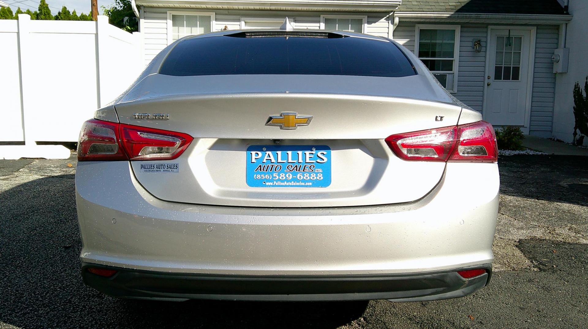 2019 SILVER Chevrolet Malibu LT (1G1ZD5ST8KF) with an 1.5L L4 DOHC 16V engine, 6A transmission, located at 540a Delsea Drive, Sewell, NJ, 08080, (987) 867-5309, 39.752560, -75.111206 - Photo#4